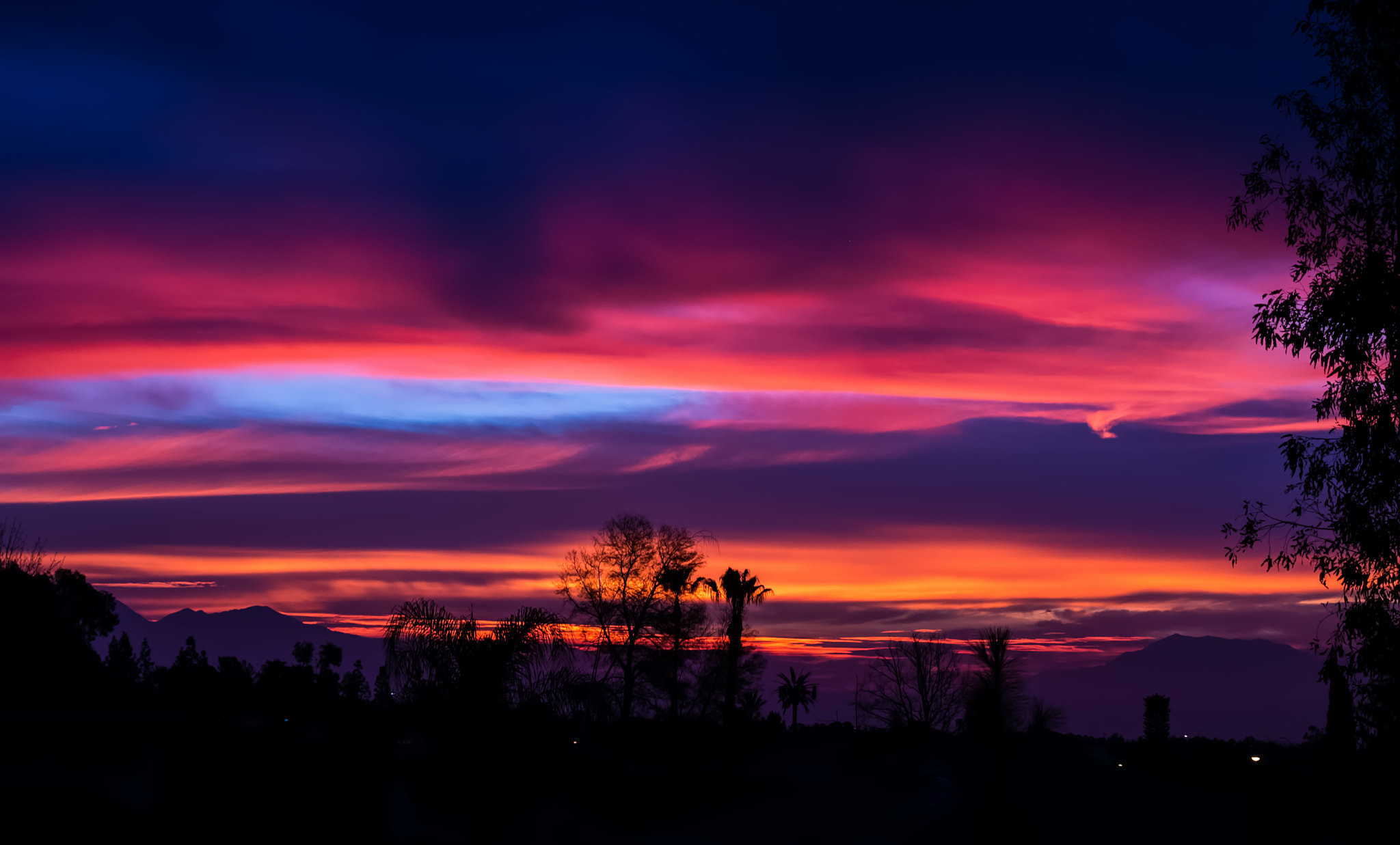 smc PENTAX-DA L 55-300mm F4-5.8 ED sample photo. Colorful morning photography