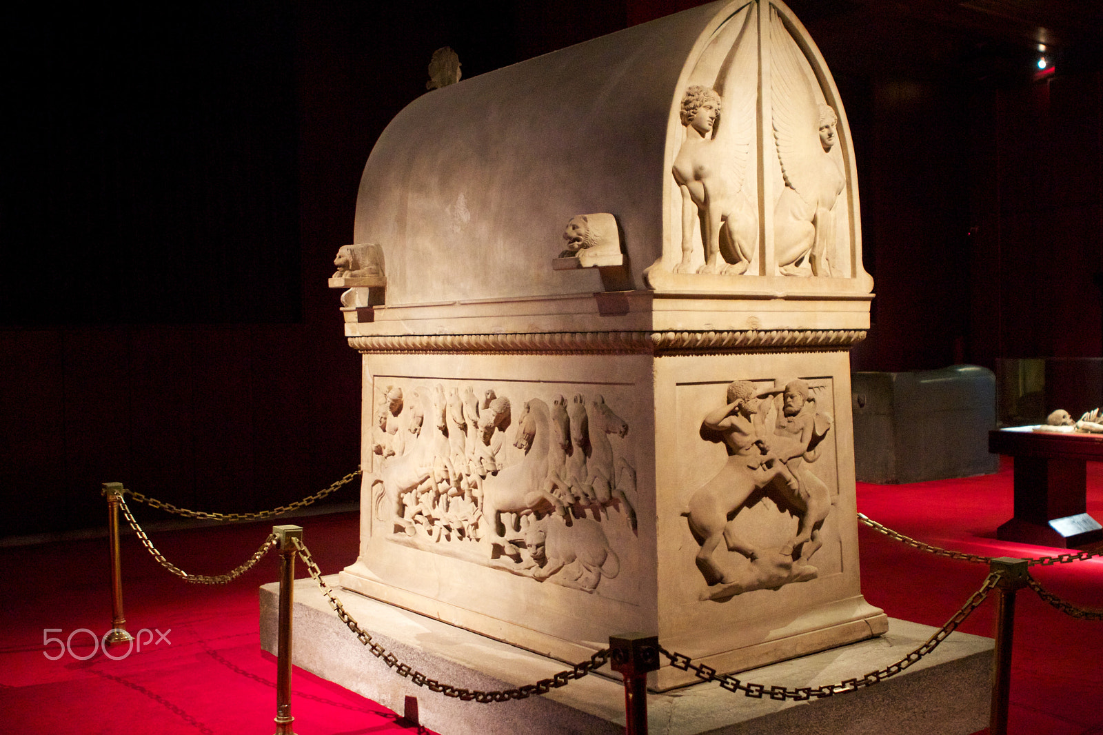 Canon EOS 60D + Canon EF 24-70mm F2.8L USM sample photo. Museum of archeology, istanbul, world heritage photography
