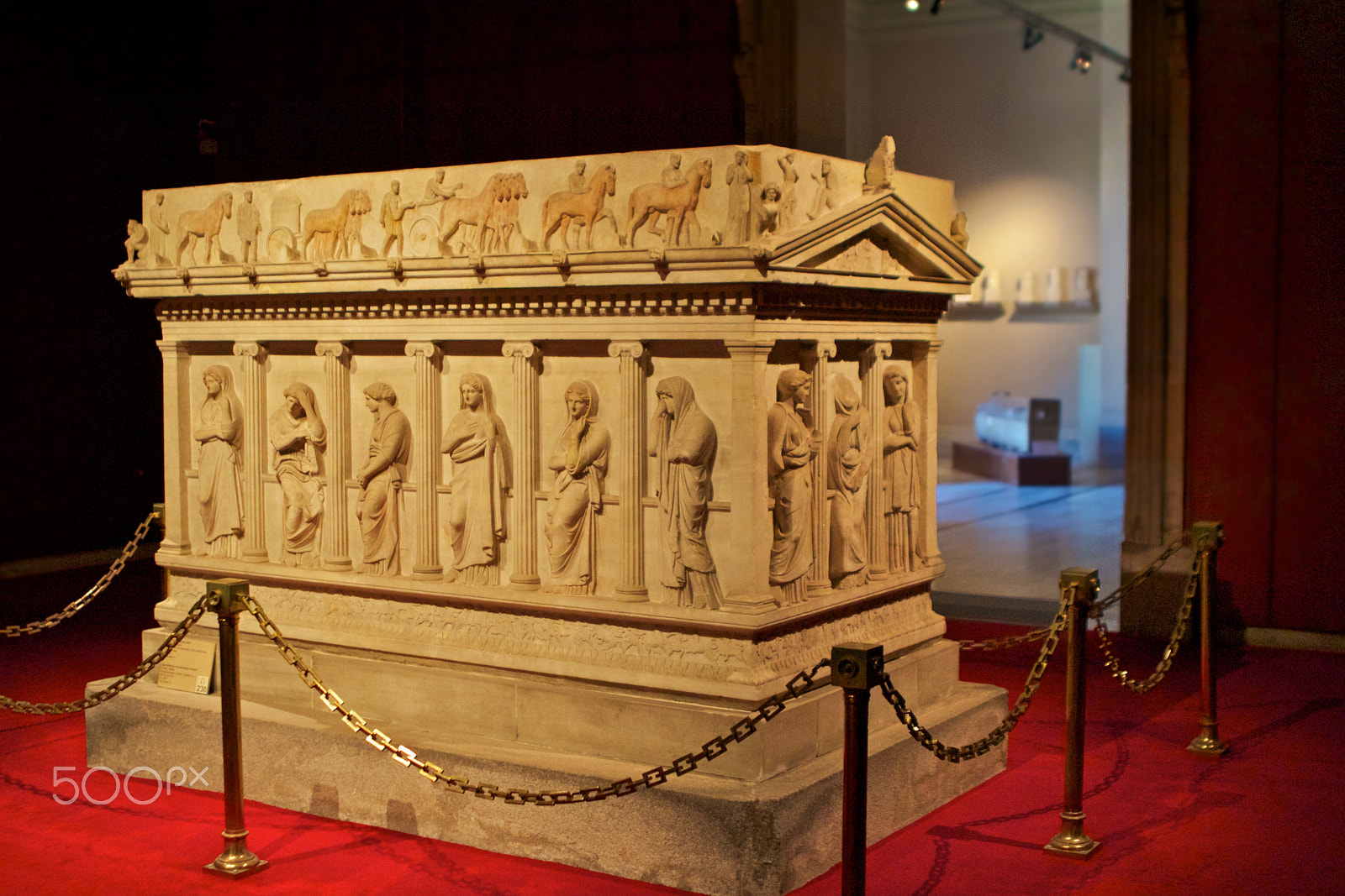 Canon EOS 60D + Canon EF 24-70mm F2.8L USM sample photo. Museum of archeology, istanbul, world heritage photography