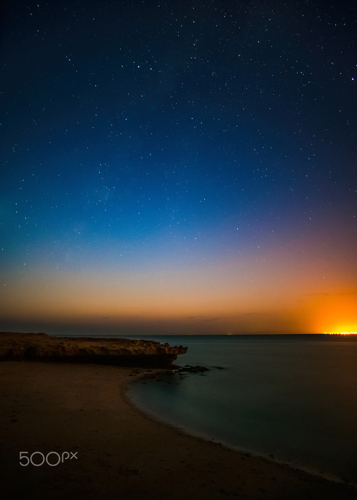 Tamron AF 19-35mm f/3.5-4.5 sample photo. Night in the island photography