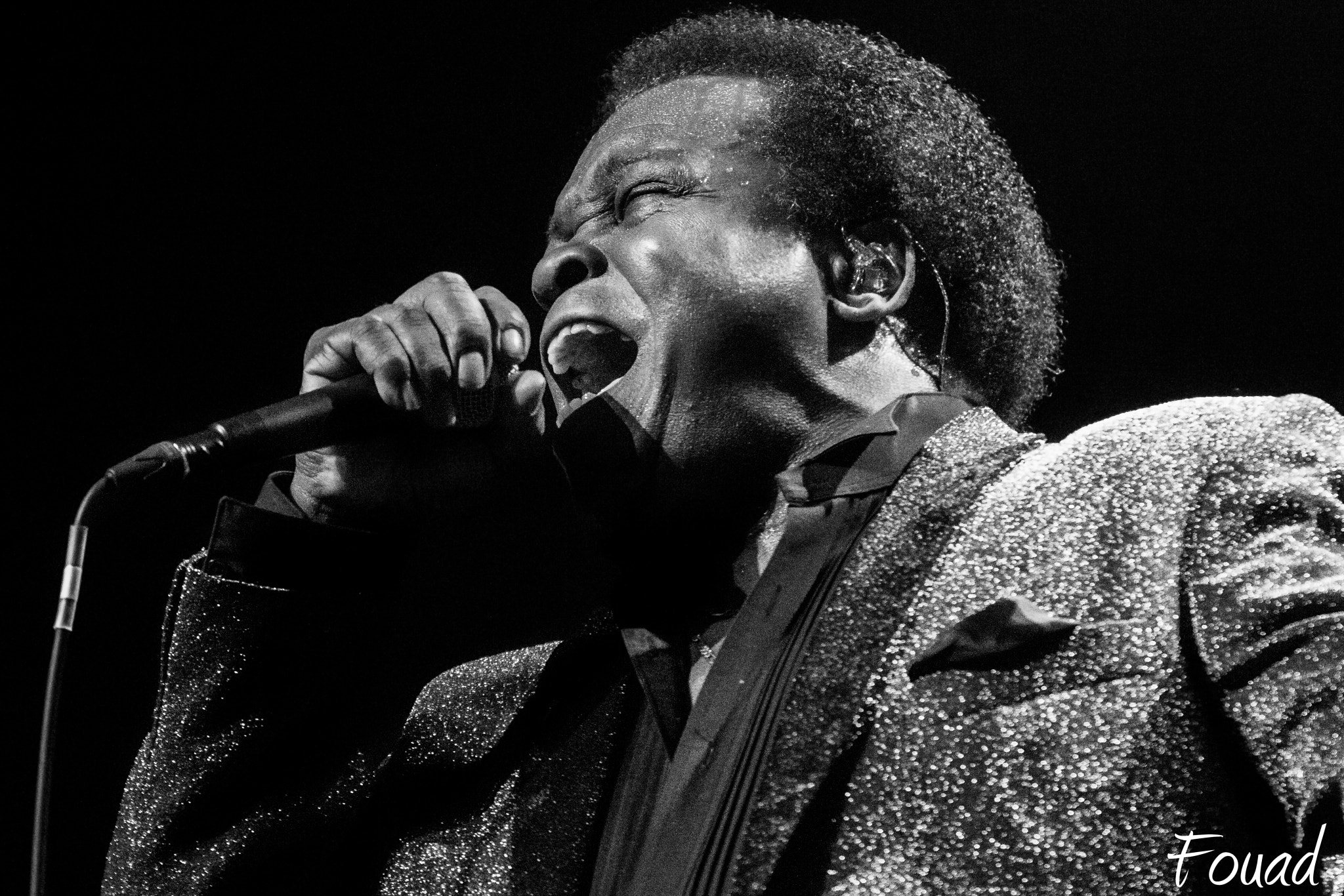 70-200mm F2.8 sample photo. Lee fields & the expressions live in paris, 2017 photography