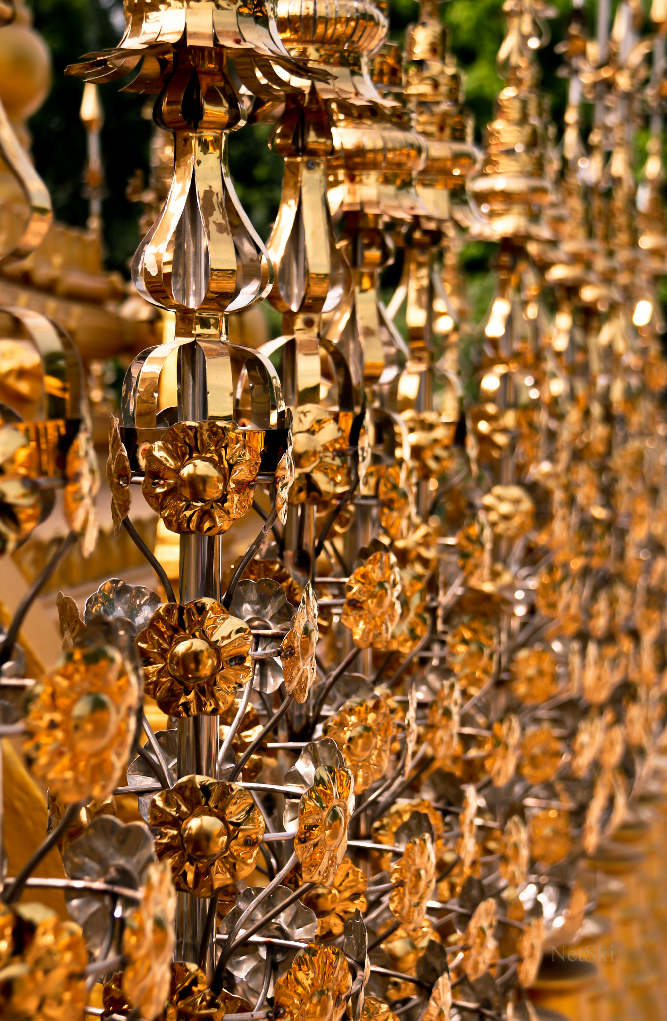 Canon EF-S 18-200mm F3.5-5.6 IS sample photo. Chaukhtatgyi buddha temple photography