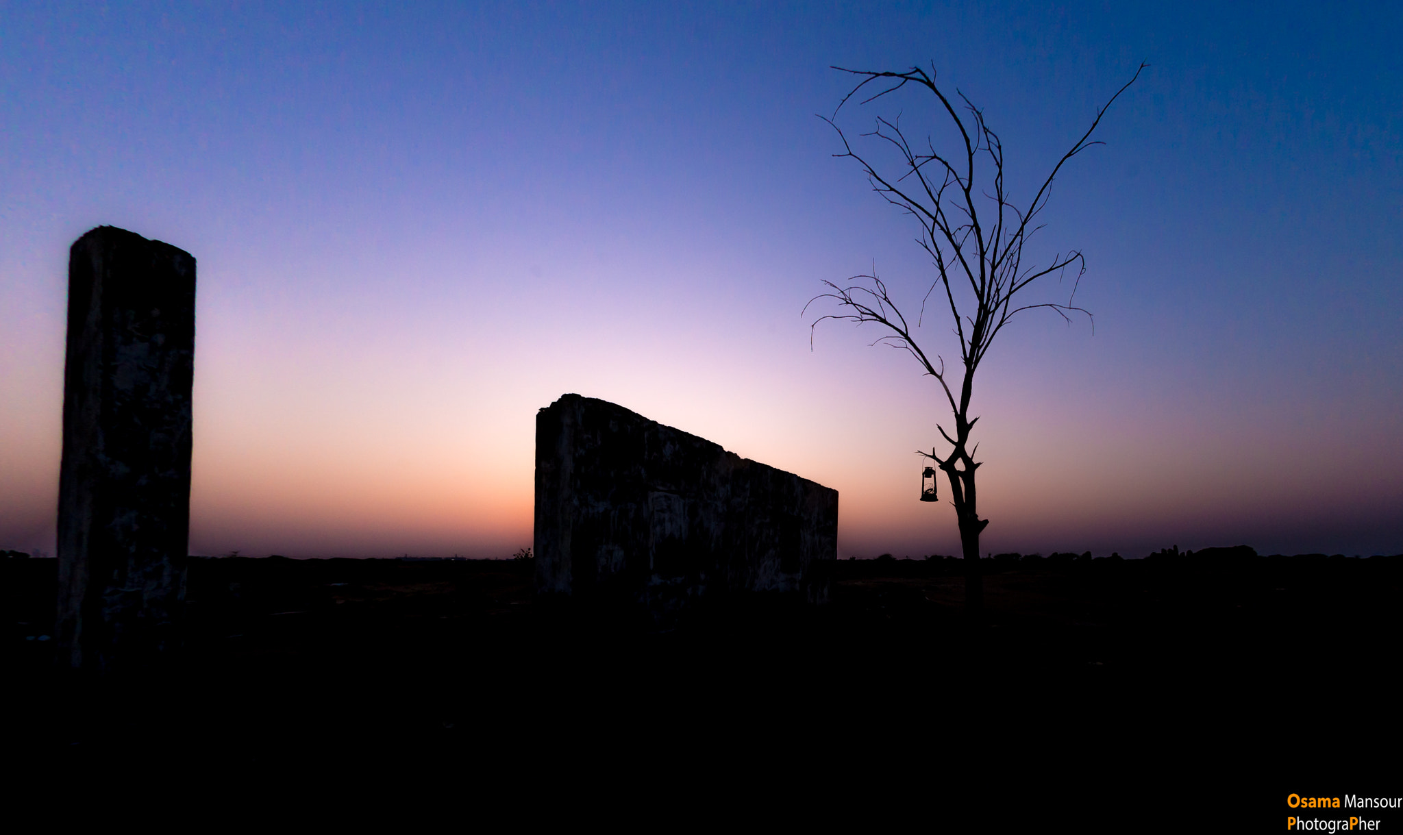 Nikon AF DX Fisheye-Nikkor 10.5mm F2.8G ED sample photo. The ruins of the city photography