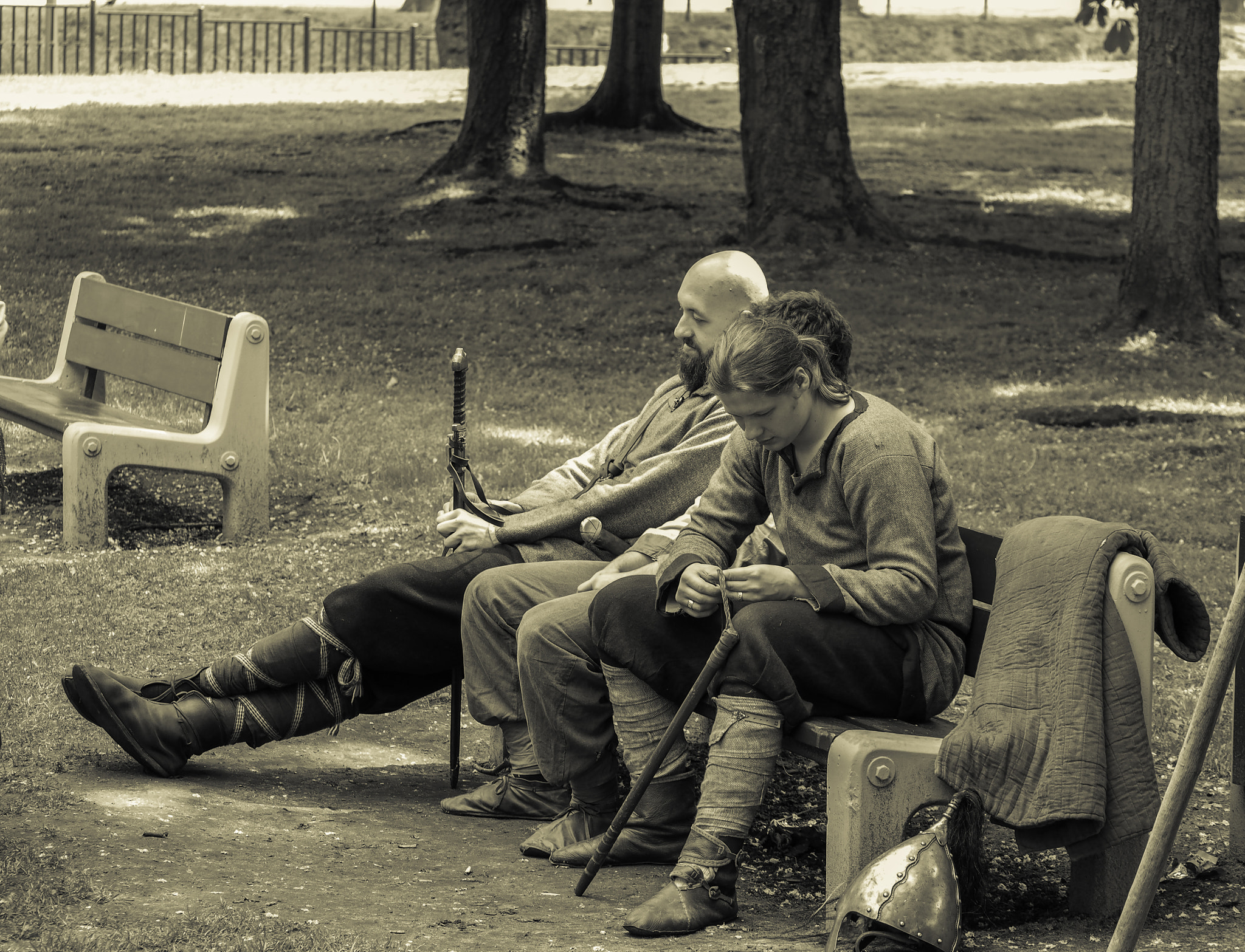 Olympus OM-D E-M10 sample photo. Men in park . photography