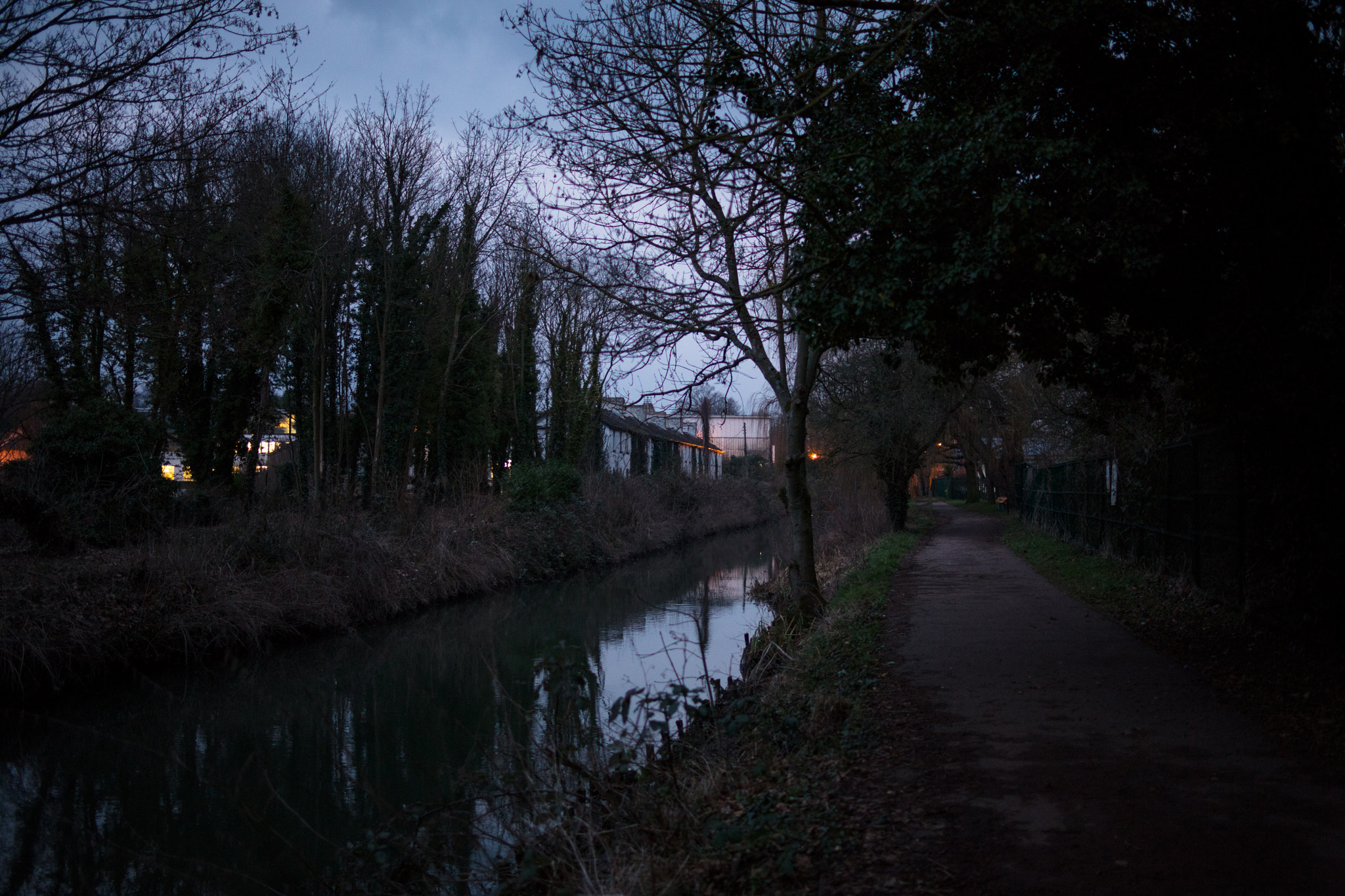 Canon EOS 5DS R sample photo. Gentle twilight by the river. photography