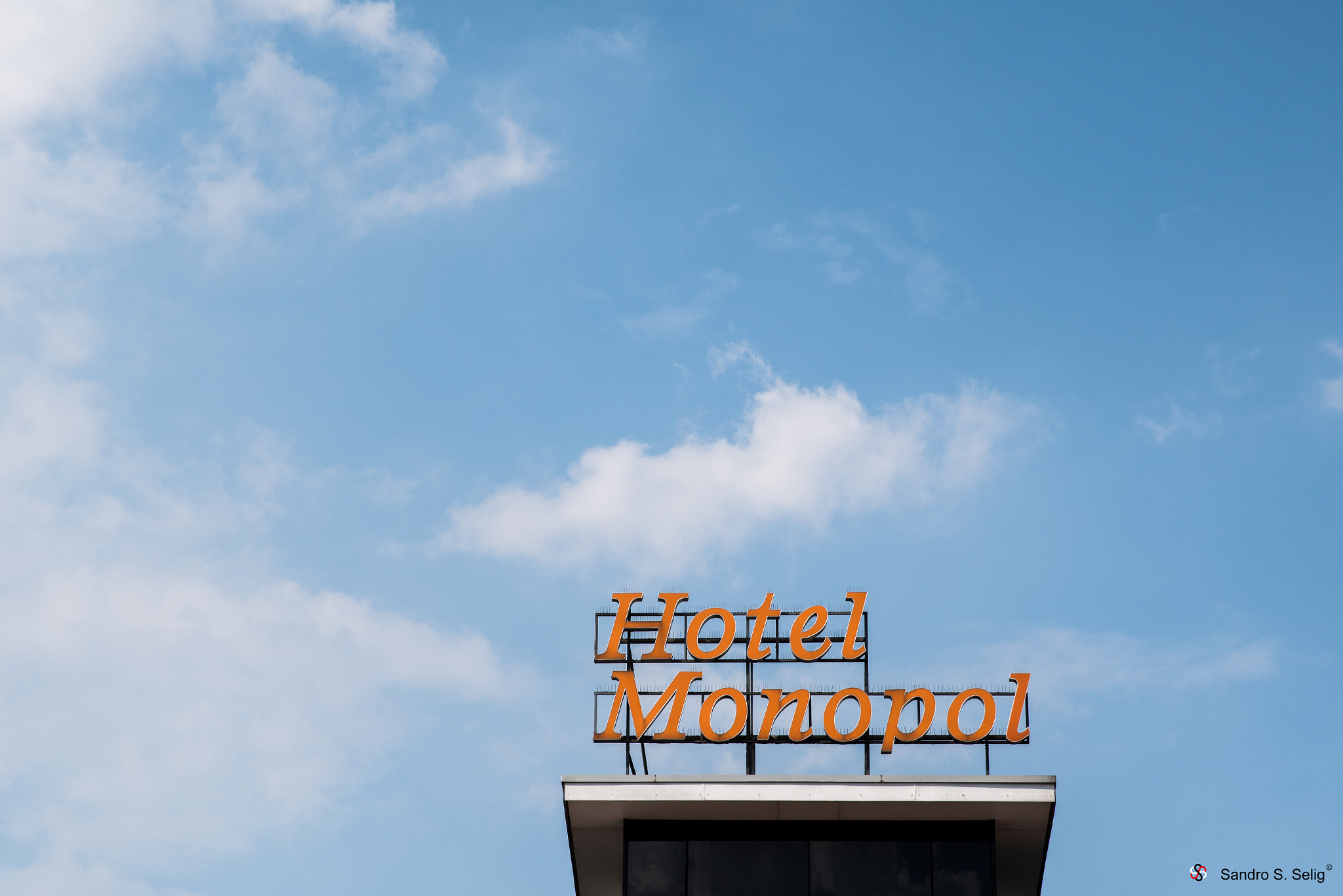 Tamron SP 24-70mm F2.8 Di VC USD sample photo. Hotel monopol photography