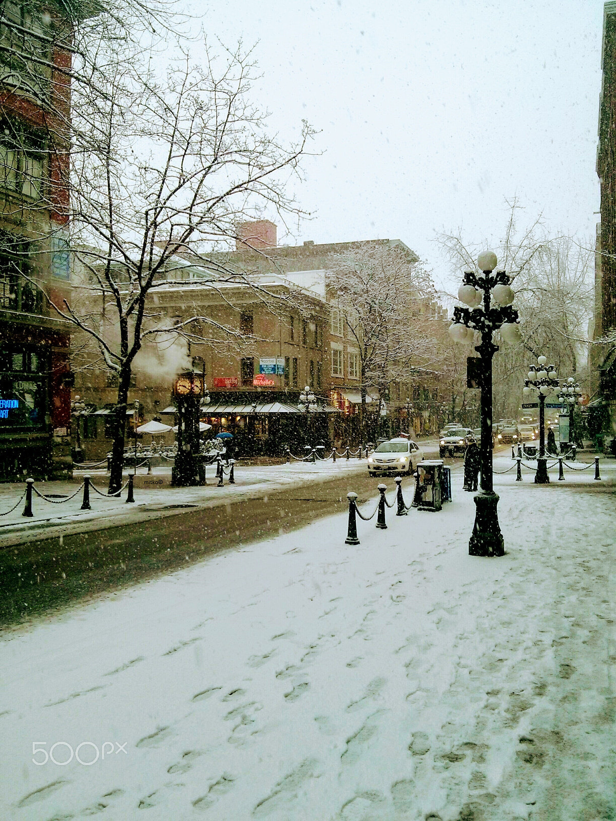 LG Nexus 4 sample photo. Waterfront street in a snowy morning photography