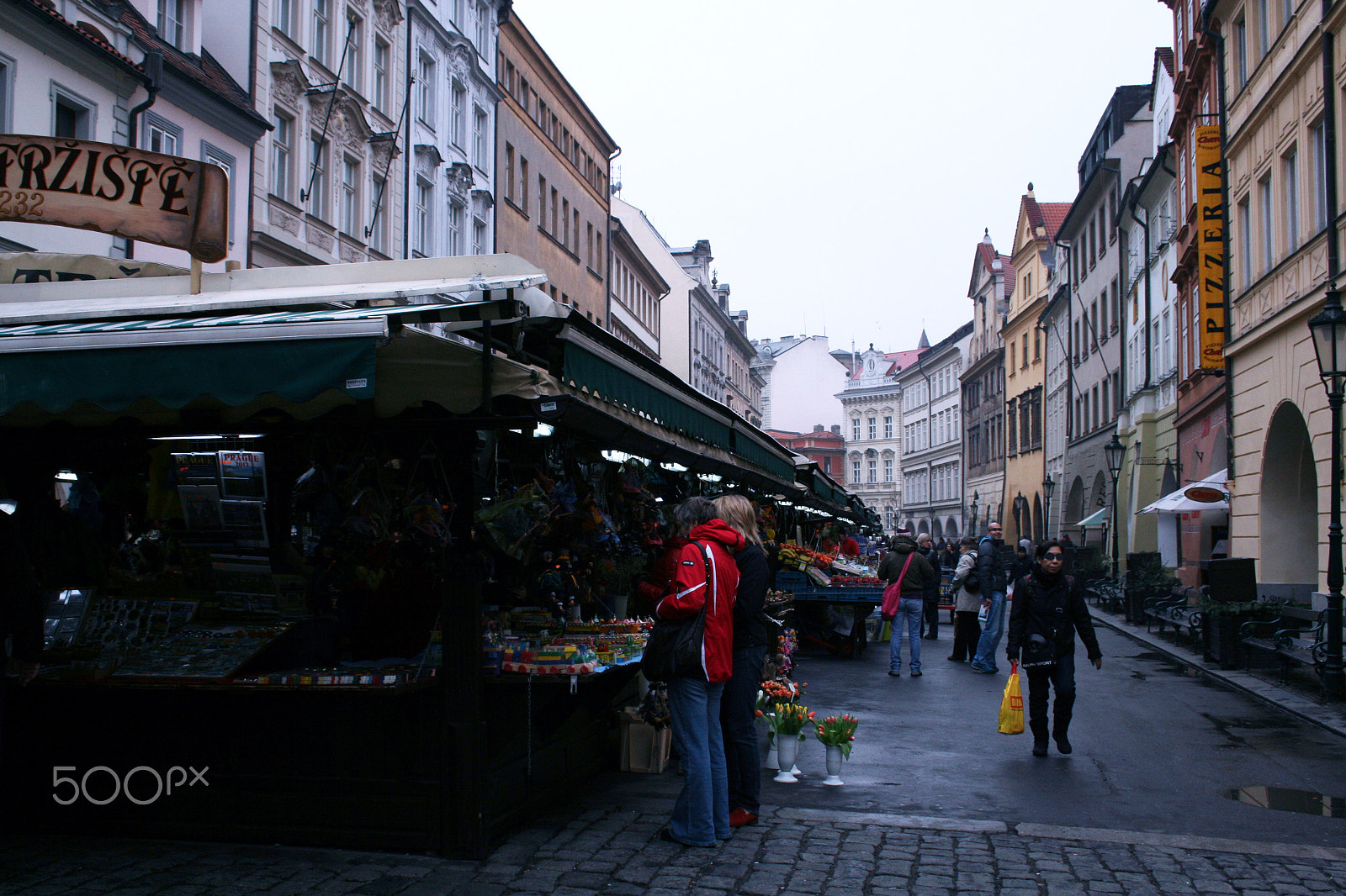 Canon EF-S 18-55mm f/3.5-5.6 USM sample photo. Prague photography