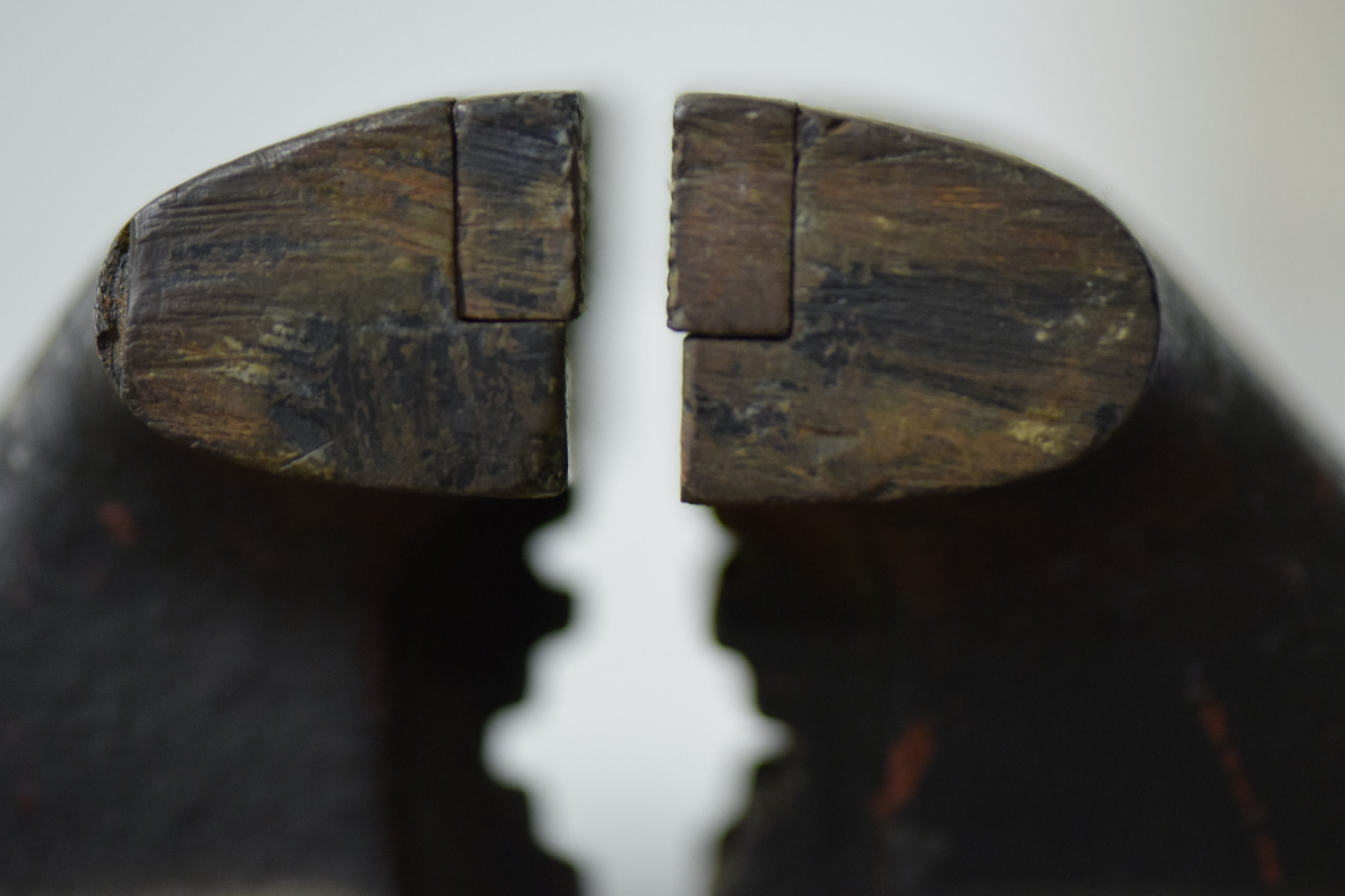 Nikon AF-S Micro-Nikkor 105mm F2.8G IF-ED VR sample photo. Vice tool photography
