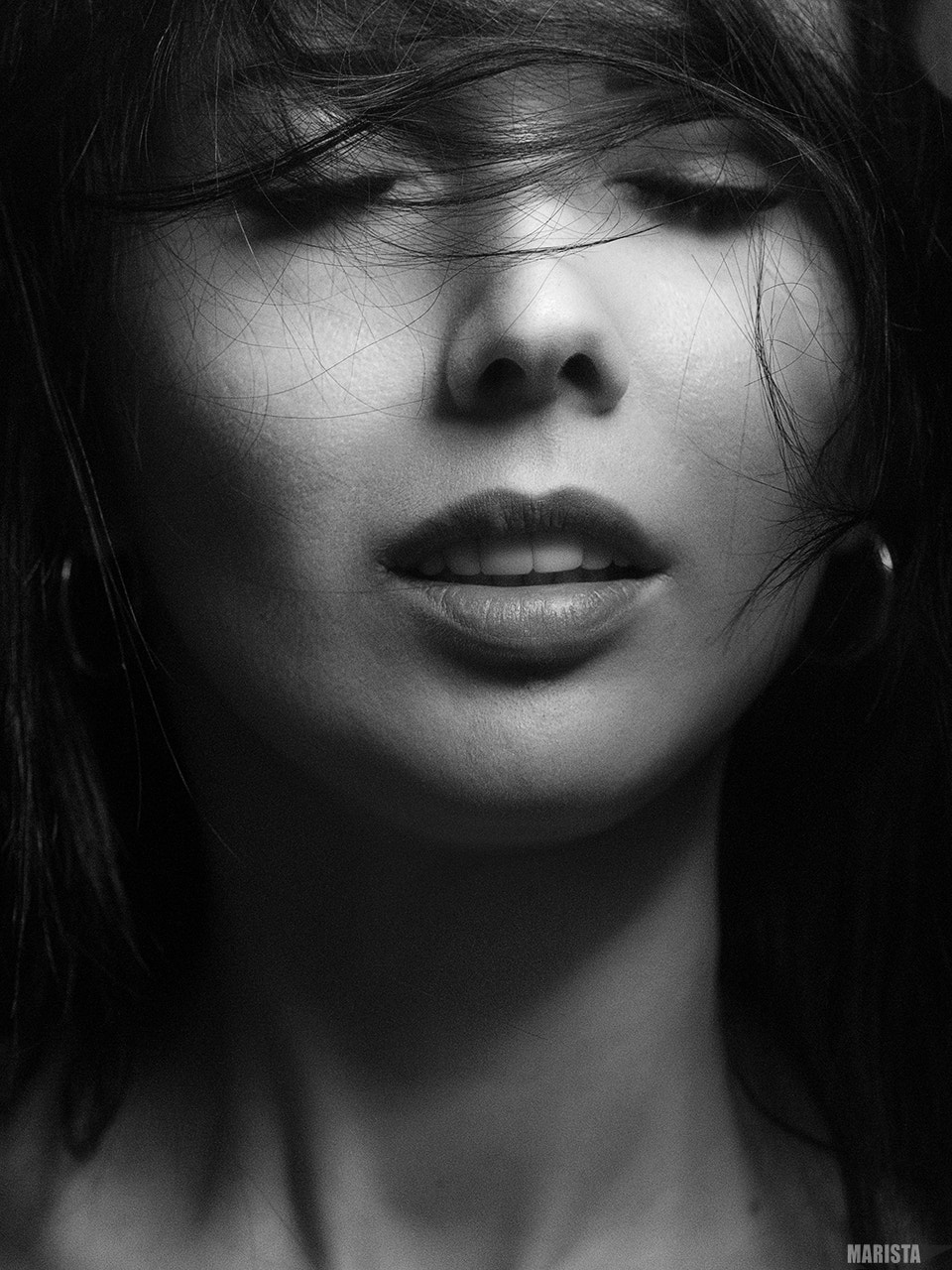 Nikon D800 + Sigma 85mm F1.4 EX DG HSM sample photo. W&b photography