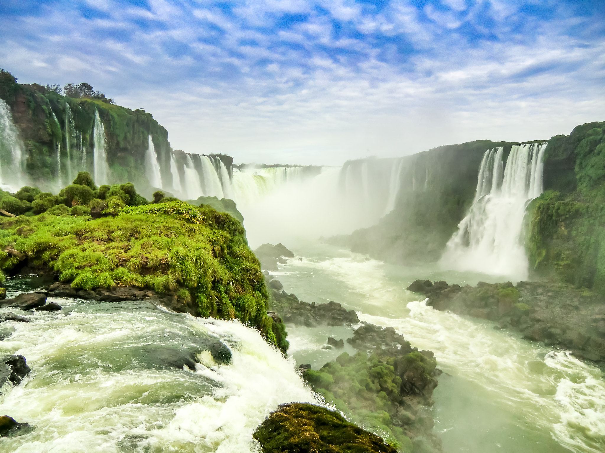 CASIO EX-H15 sample photo. Iguazu falls photography