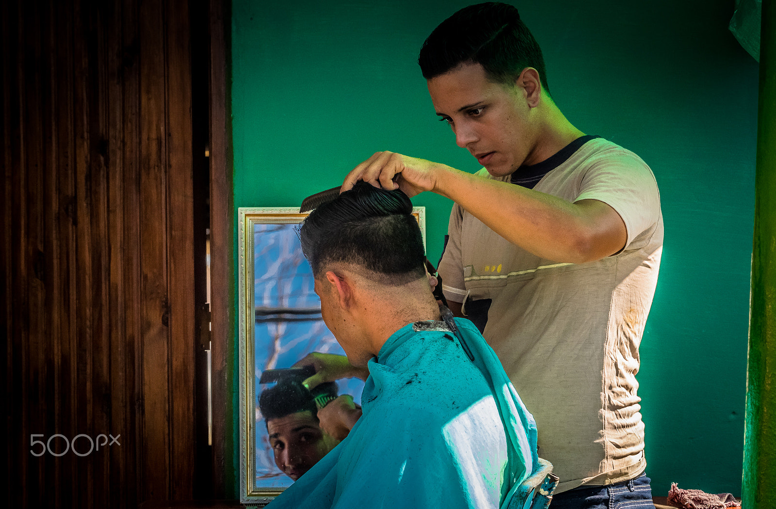 Olympus OM-D E-M1 sample photo. Haircut photography