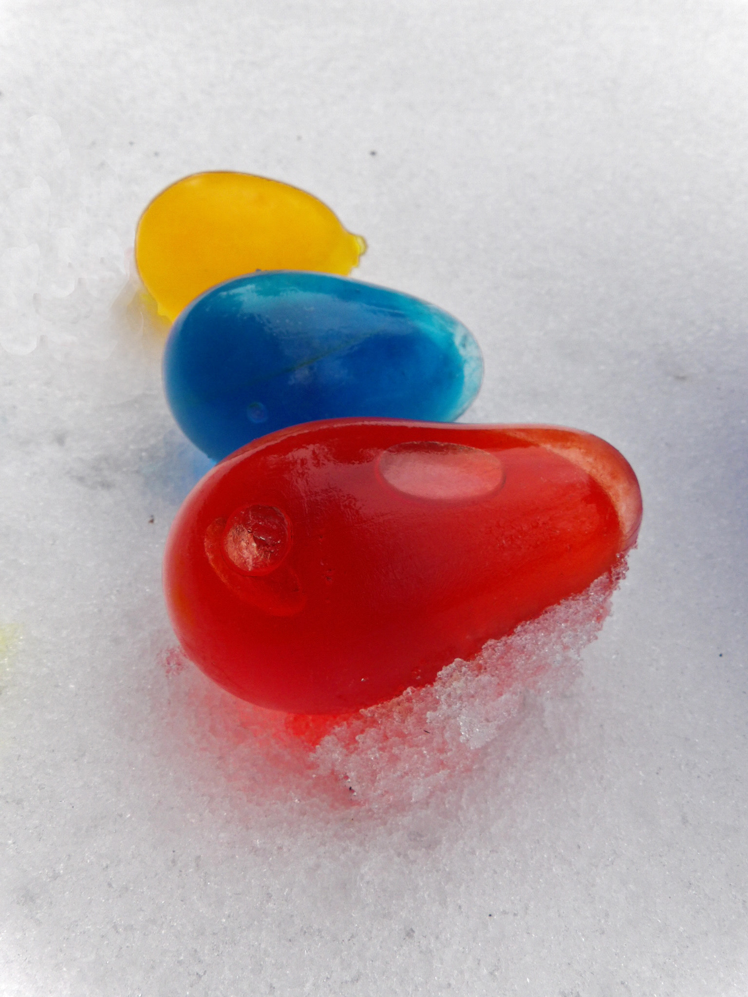 Kodak PIXPRO AZ521 sample photo. Snow balloons photography