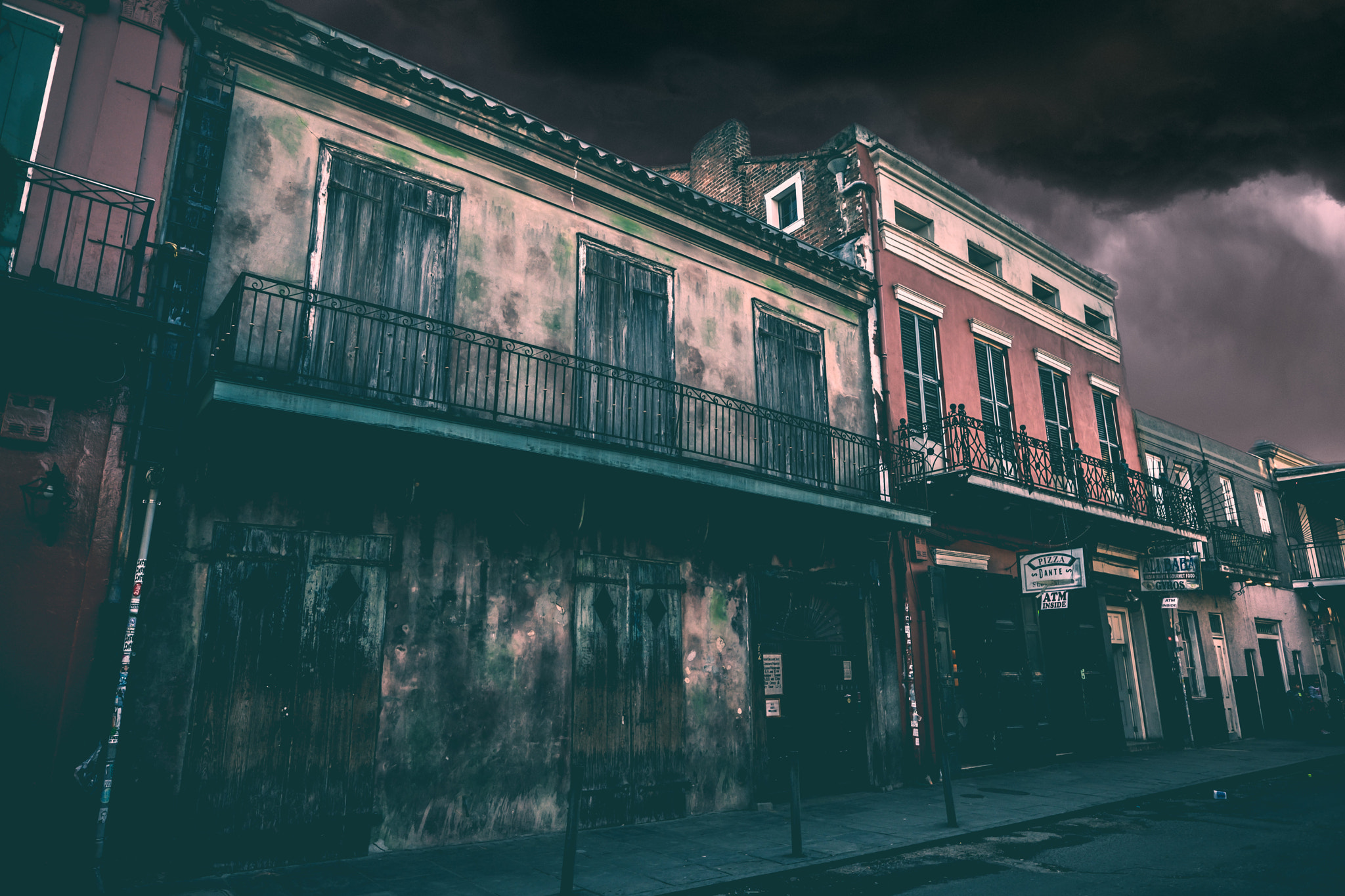 Fujifilm XF 14mm F2.8 R sample photo. Haunted photography