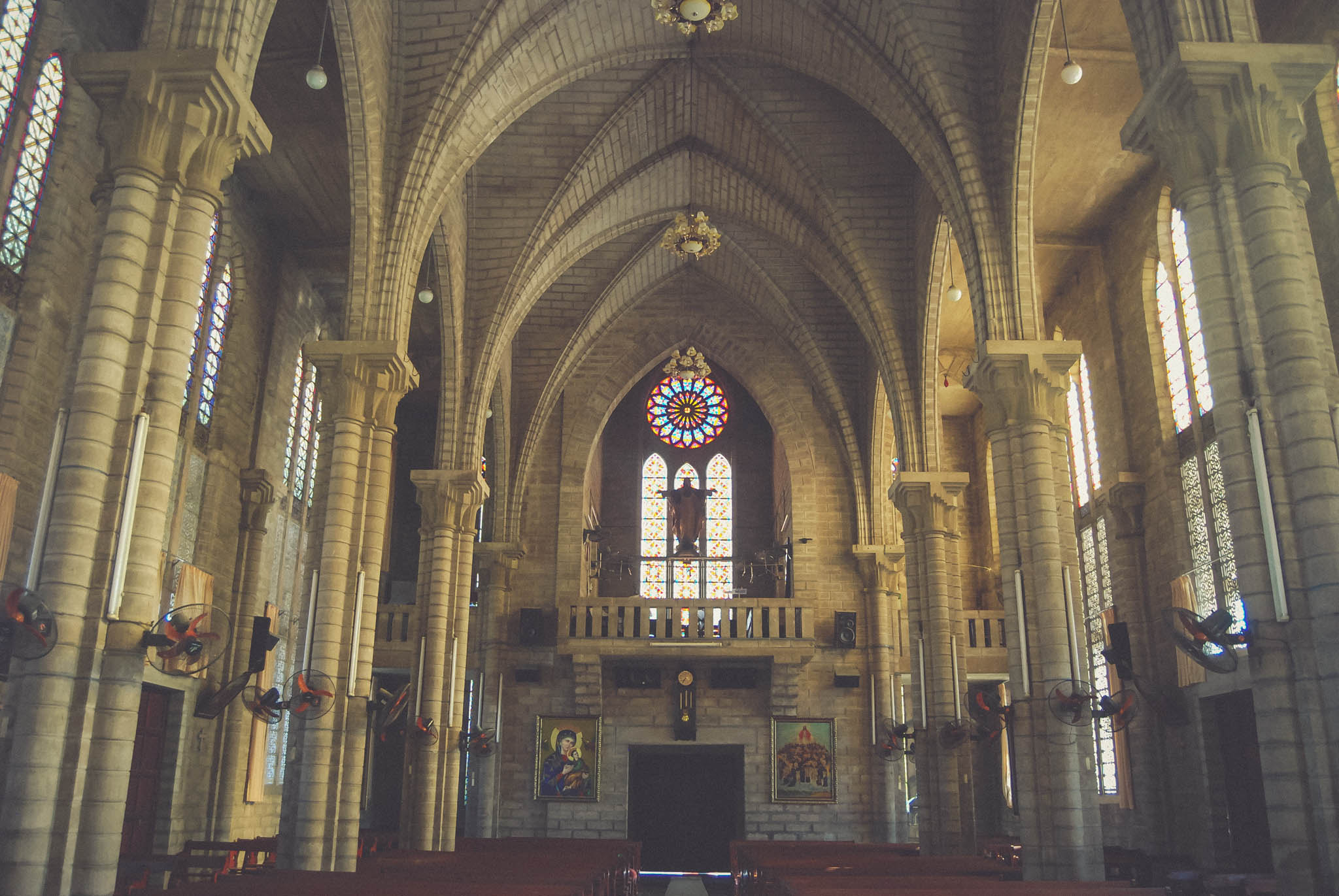 Nikon D80 sample photo. Nha trang cathedral photography