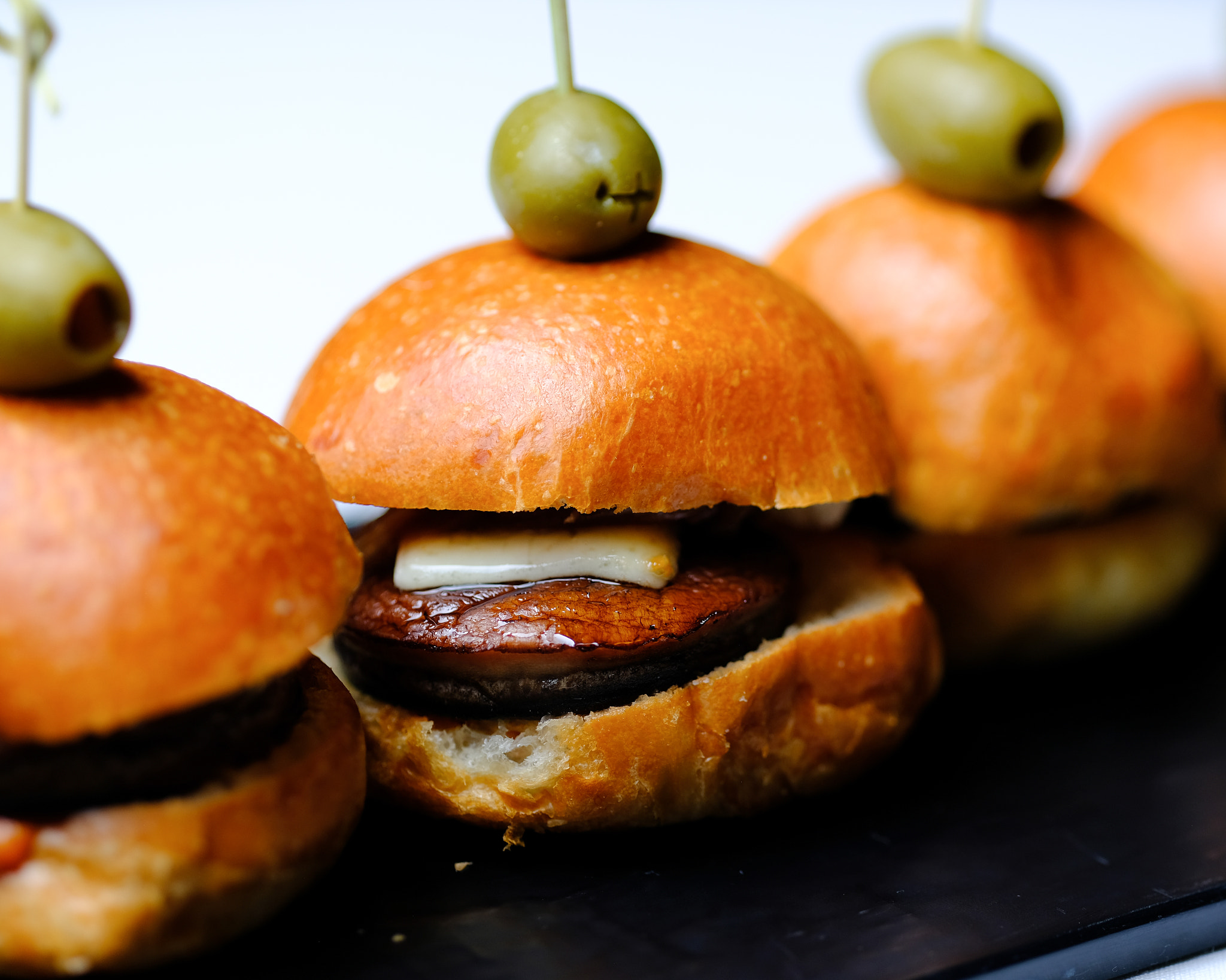 Fujifilm X-Pro2 + Fujifilm XF 90mm F2 R LM WR sample photo. Grilled mushroom & fontina slider photography