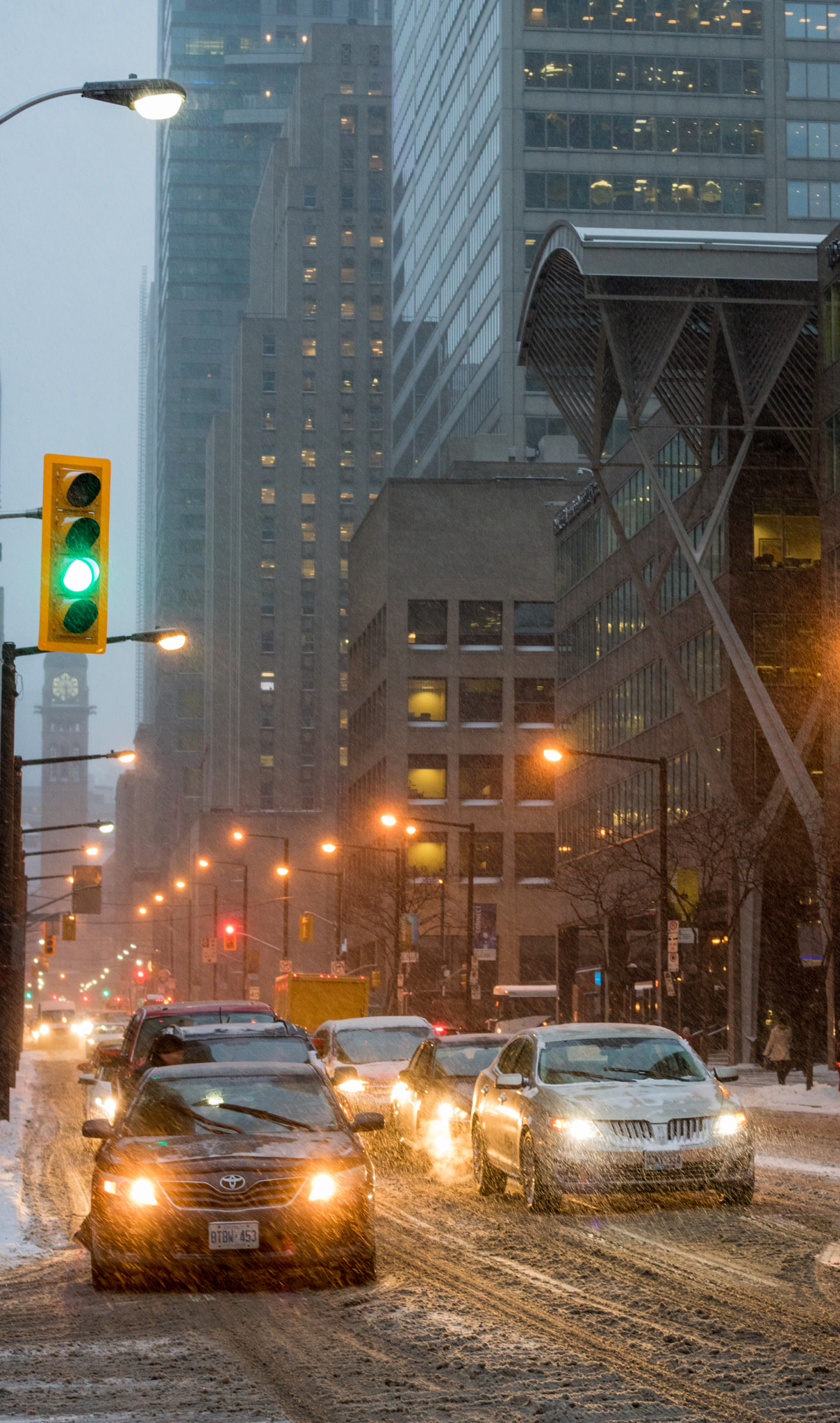 Canon EOS 760D (EOS Rebel T6s / EOS 8000D) sample photo. Downtown snow storm photography