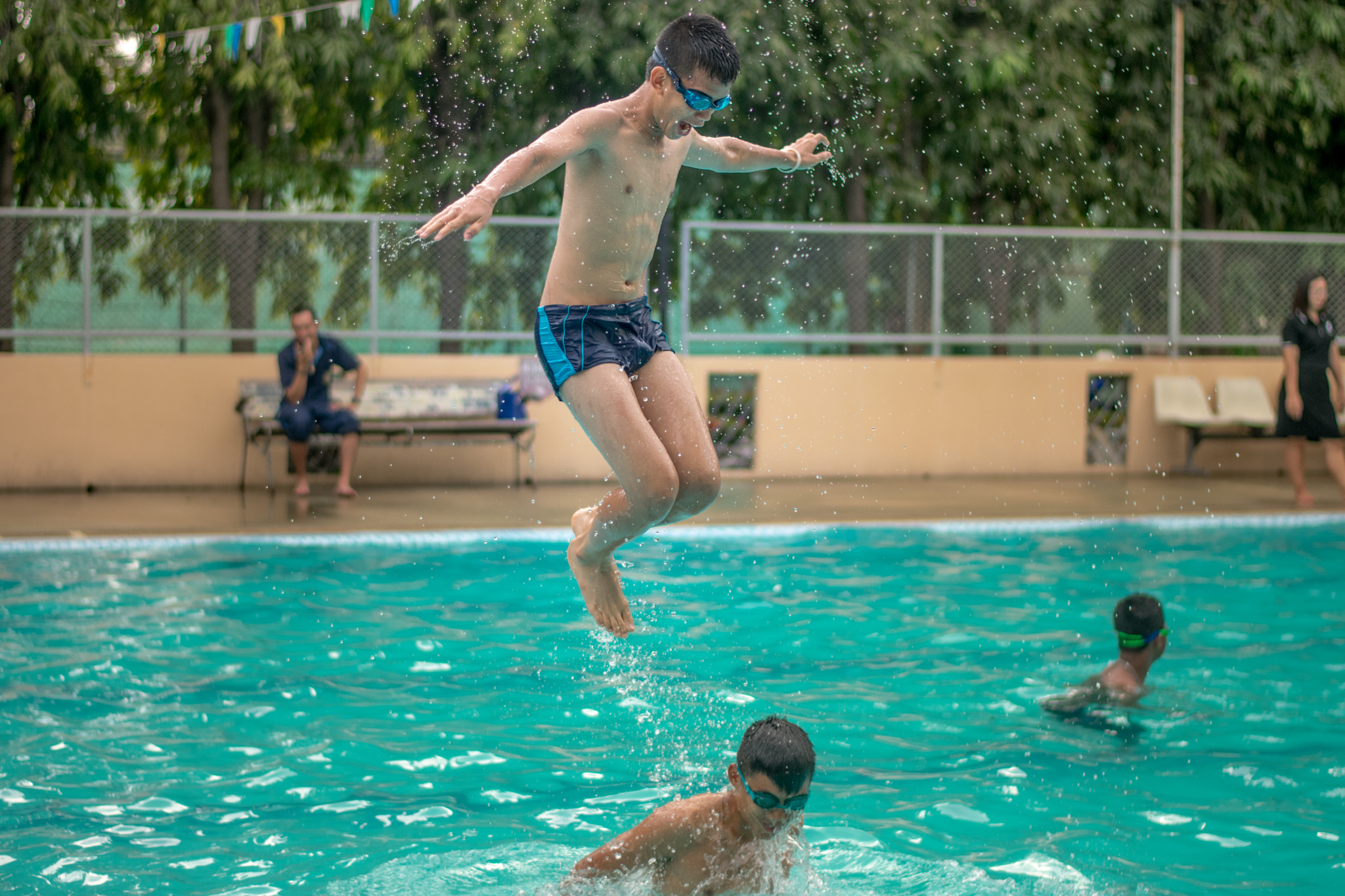 Nikon D3400 + Nikon AF-S Nikkor 50mm F1.8G sample photo. Jump like fly photography