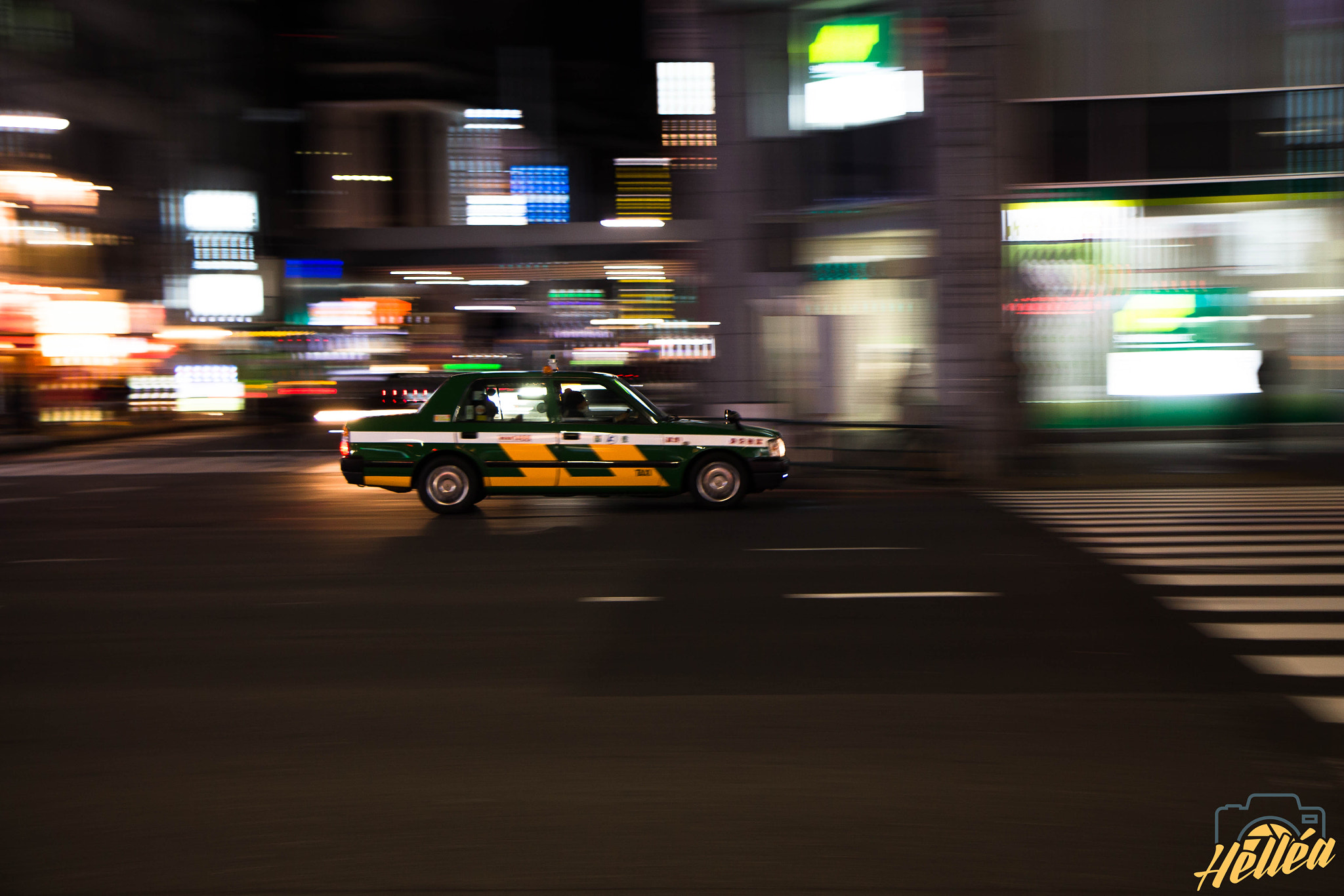 Canon EOS 650D (EOS Rebel T4i / EOS Kiss X6i) sample photo. Speed taxi photography