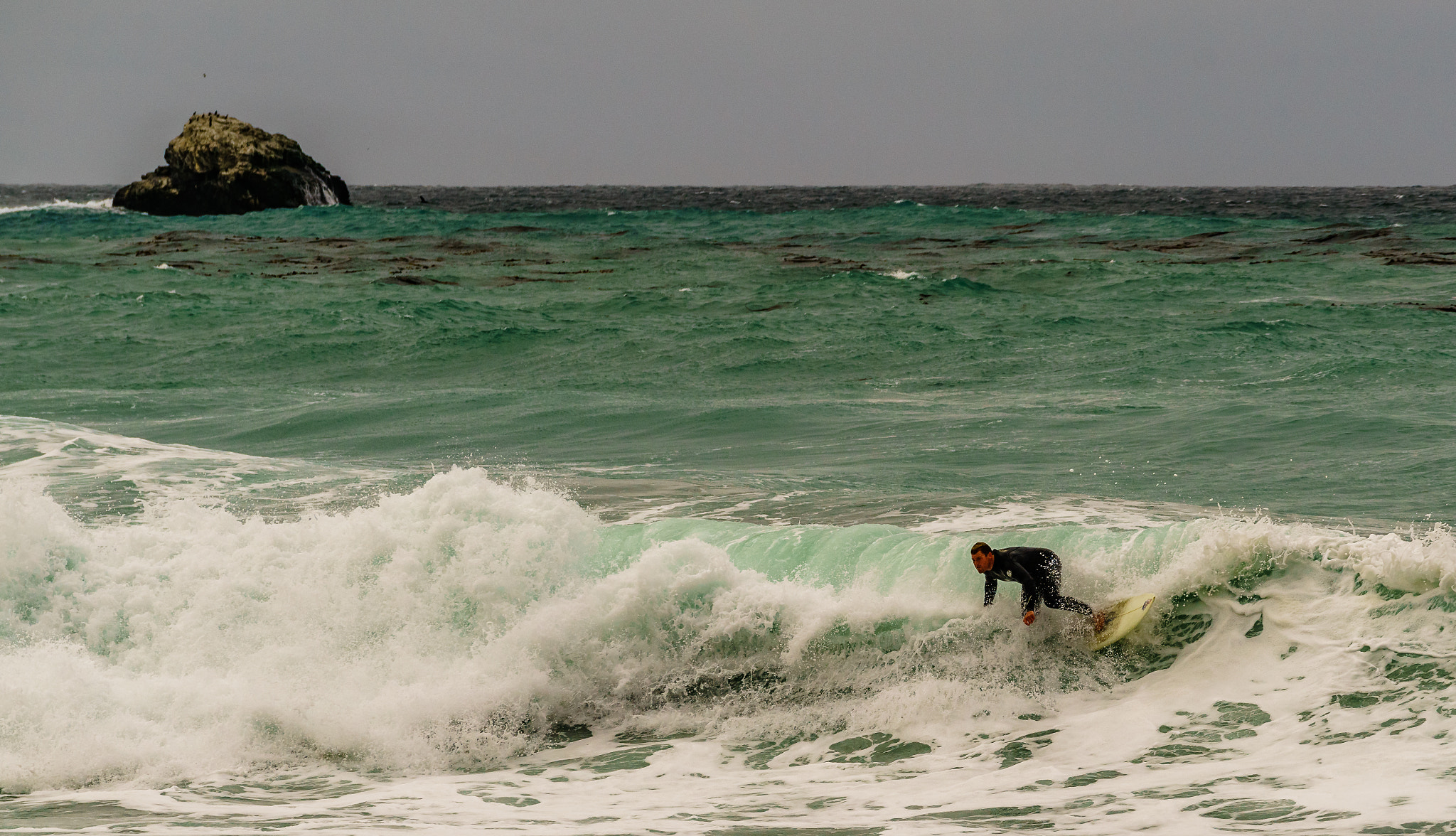 Sony a7R + Sony FE 70-200mm F4 G OSS sample photo. New years surf session photography