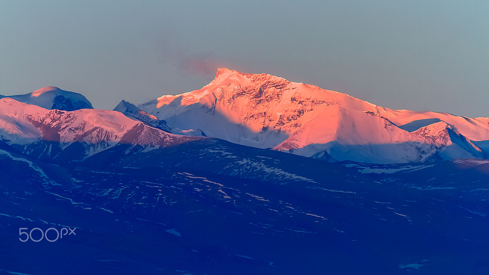 Canon EF 70-300mm F4-5.6L IS USM sample photo. Snow mountain photography