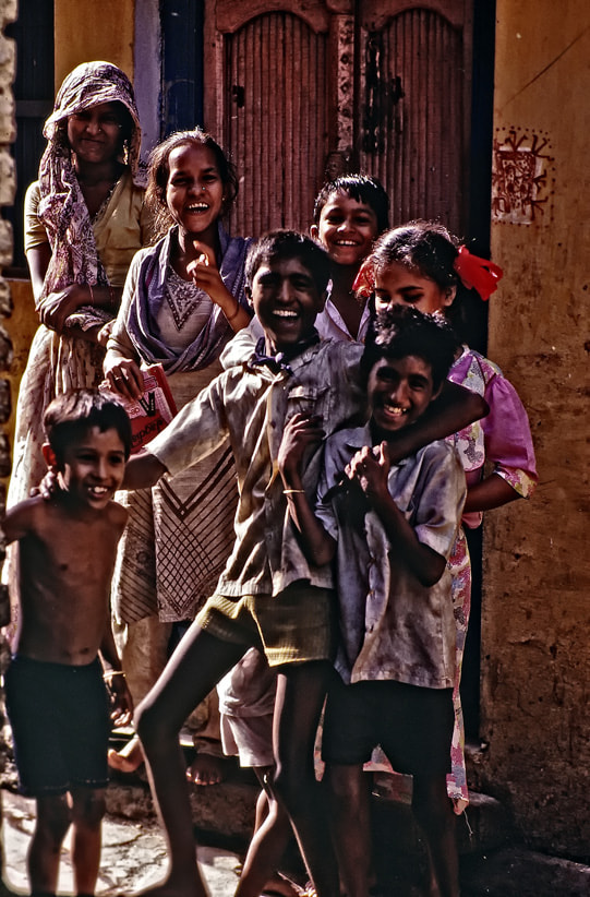 Pentax K-5 + Sigma sample photo. Indian  street photography
