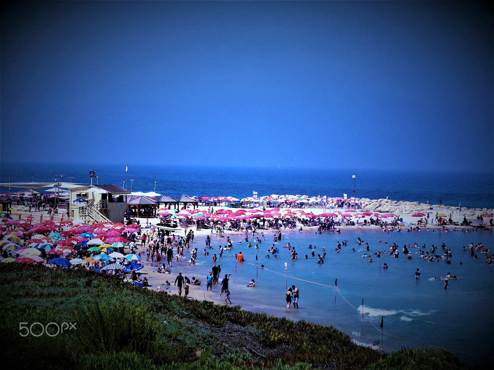 Canon PowerShot ELPH 330 HS (IXUS 255 HS / IXY 610F) sample photo. Tal baruch beach, tel aviv, israel photography