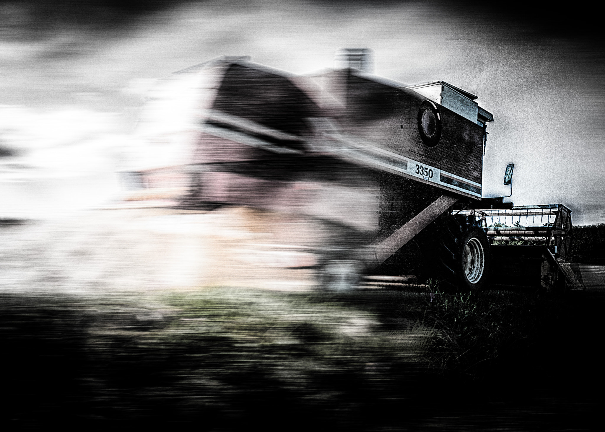 Panasonic Lumix DMC-G1 sample photo. Harvest photography