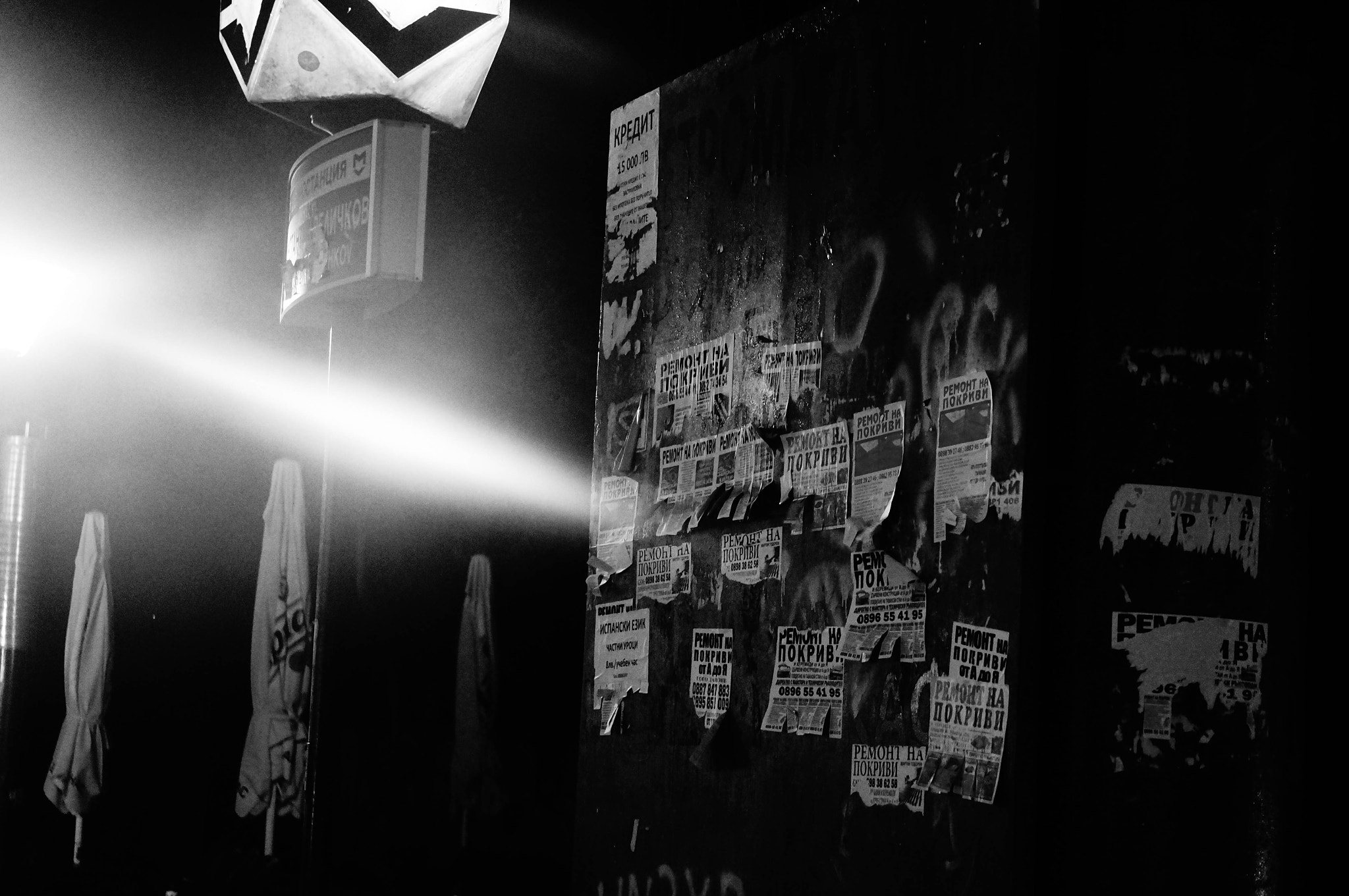 Sony Alpha NEX-6 + Sony E 55-210mm F4.5-6.3 OSS sample photo. Black&white photography