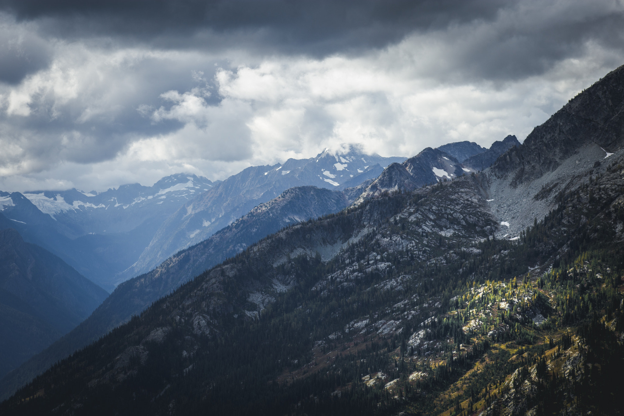 Canon EOS 6D + EF75-300mm f/4-5.6 sample photo. The stunning views of maple pass loop late summer photography