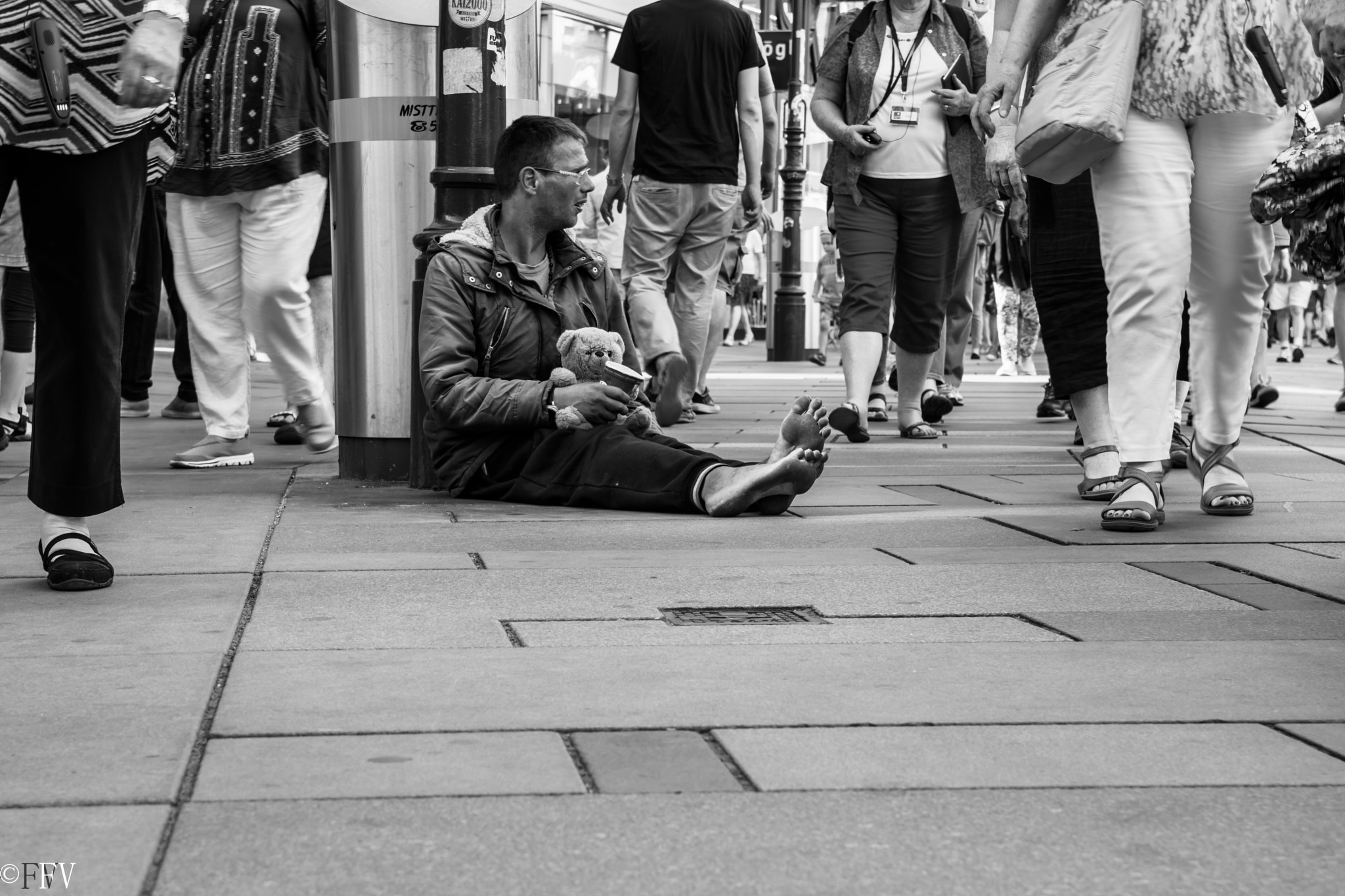 Sigma 17-50mm F2.8 EX DC OS HSM sample photo. Screaming and no one wants to listen photography
