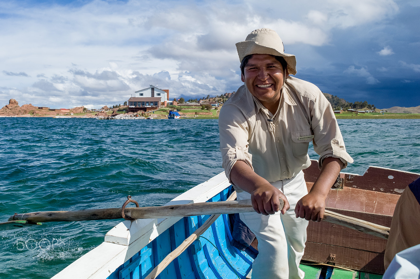 Leica M9 + Leica Summilux-M 35mm F1.4 ASPH sample photo. Lake titicaca photography