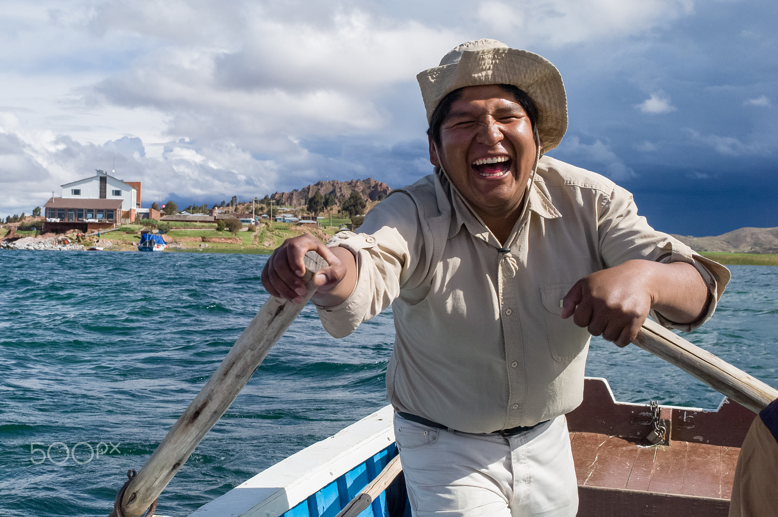 Leica M9 + Leica Summilux-M 35mm F1.4 ASPH sample photo. Lake titicaca photography