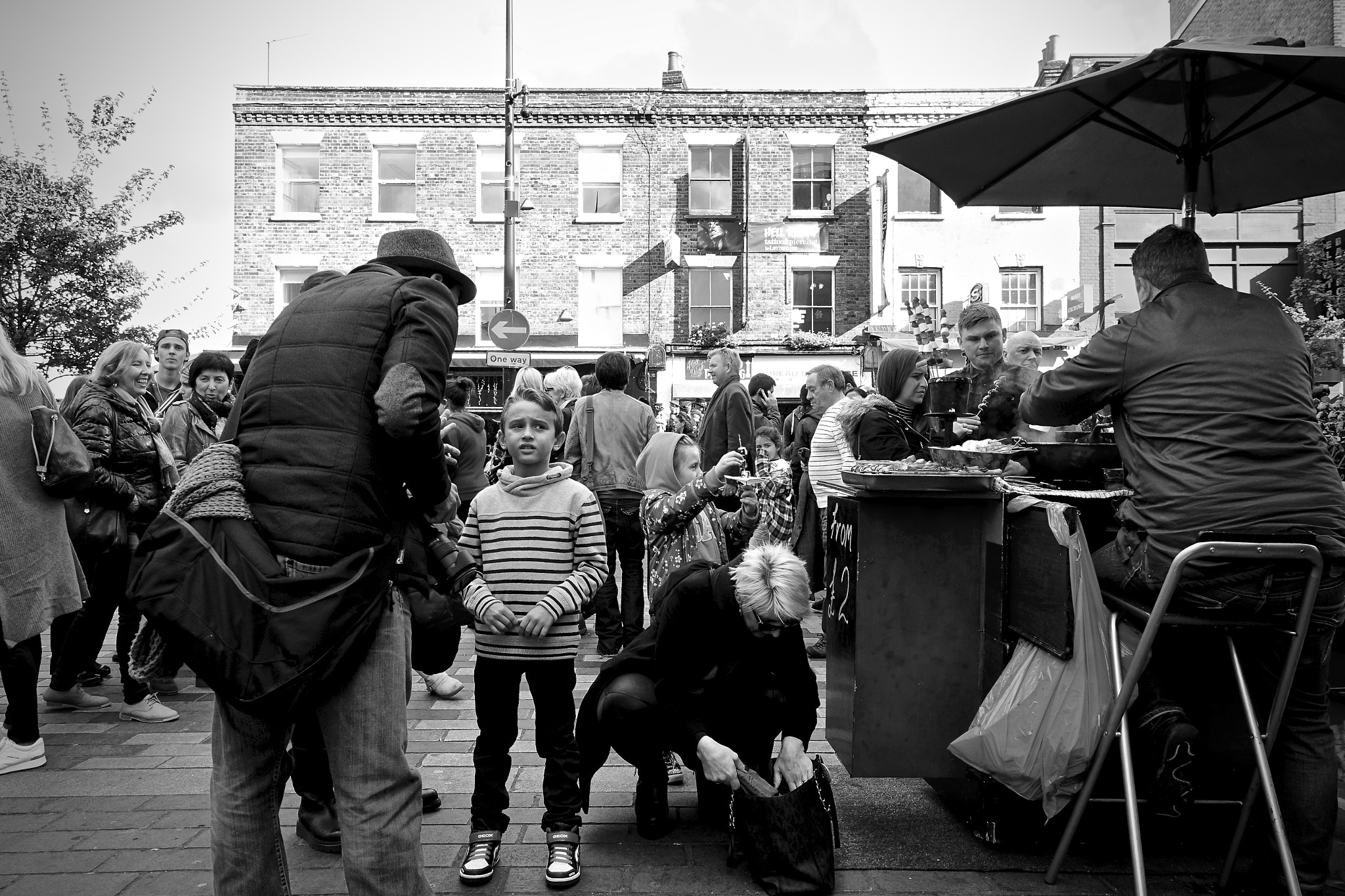 Sony Cyber-shot DSC-RX100 IV + Sony 24-70mm F1.8-2.8 sample photo. Camden town, london, uk. photography