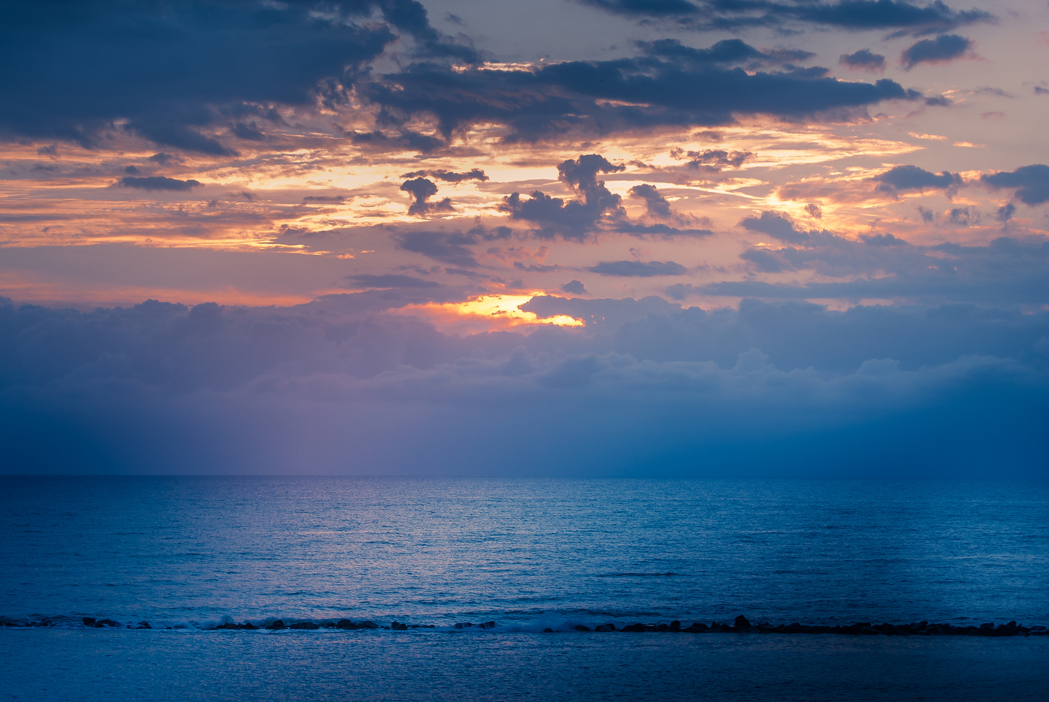 Nikon D40X sample photo. Rise up photography