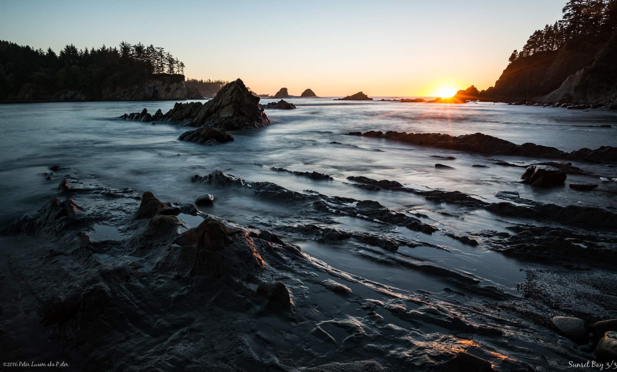 Nikon D800 + Nikon AF-S Nikkor 20mm F1.8G ED sample photo. Sunset bay 3/3 photography
