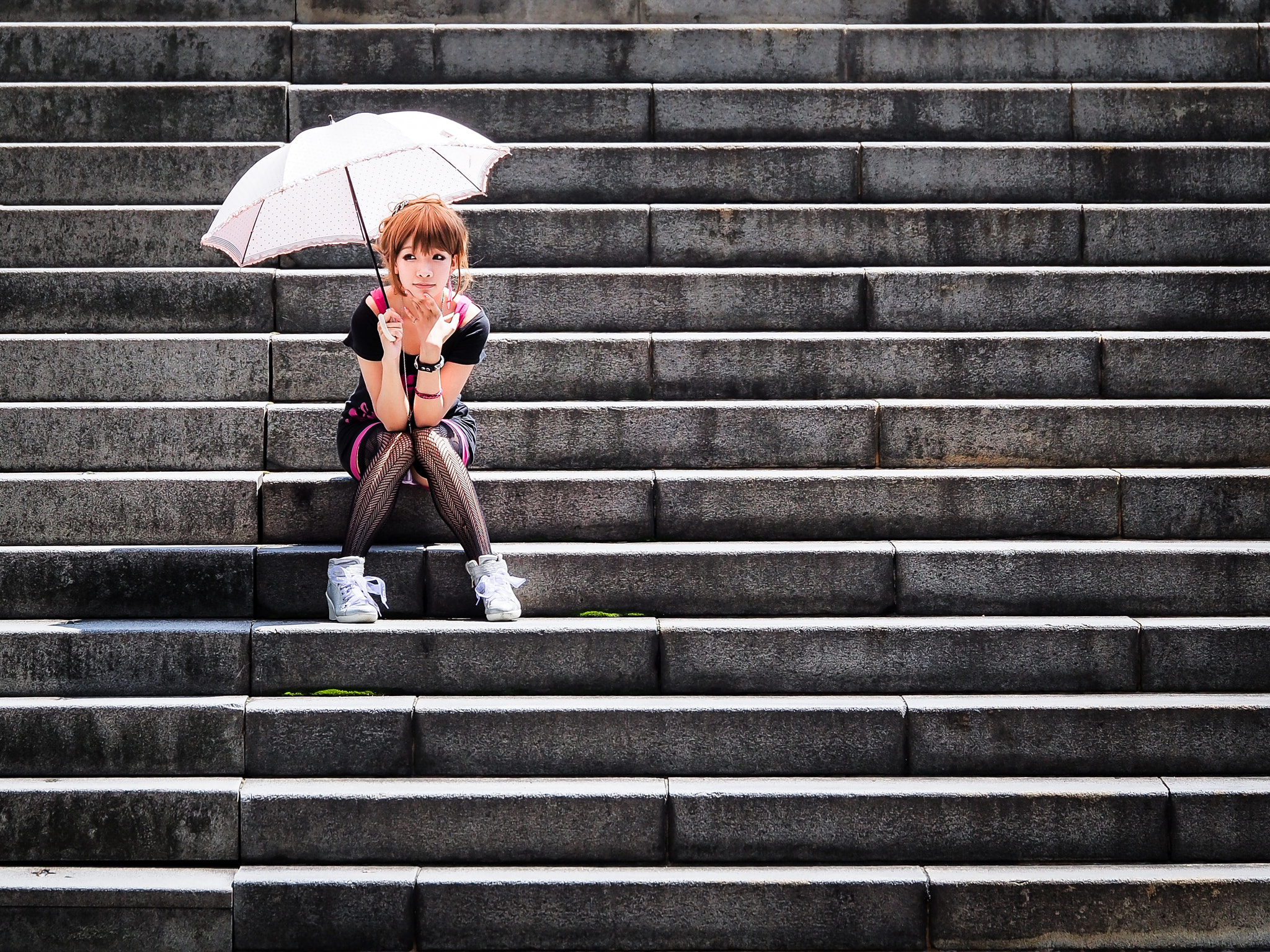Panasonic Lumix G X Vario 35-100mm F2.8 OIS sample photo. Sola photography
