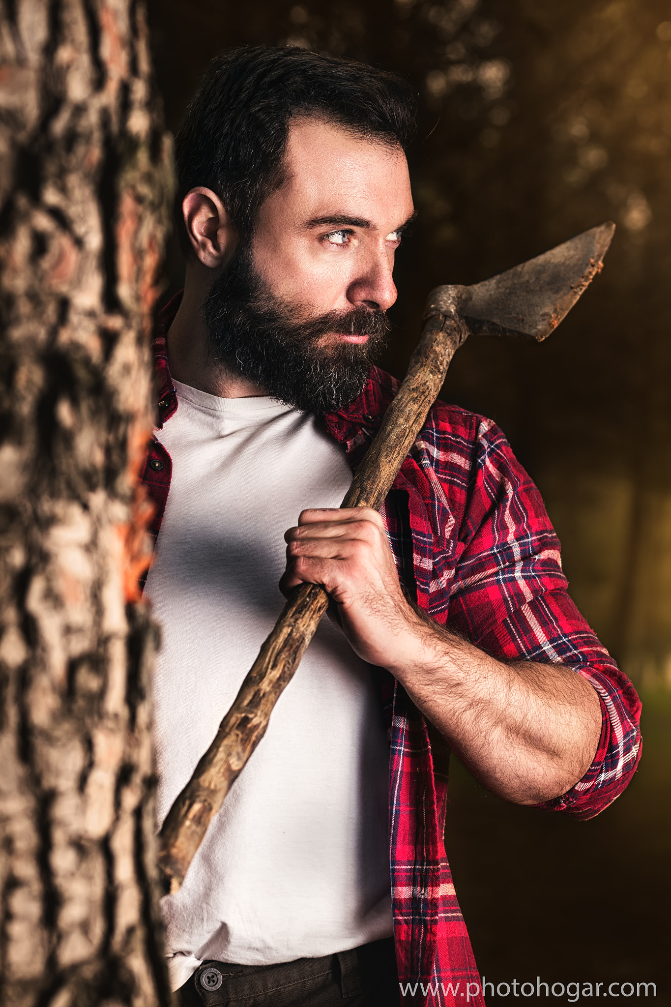 Sigma 105mm F2.8 EX DG OS HSM sample photo. Woodcutter photography