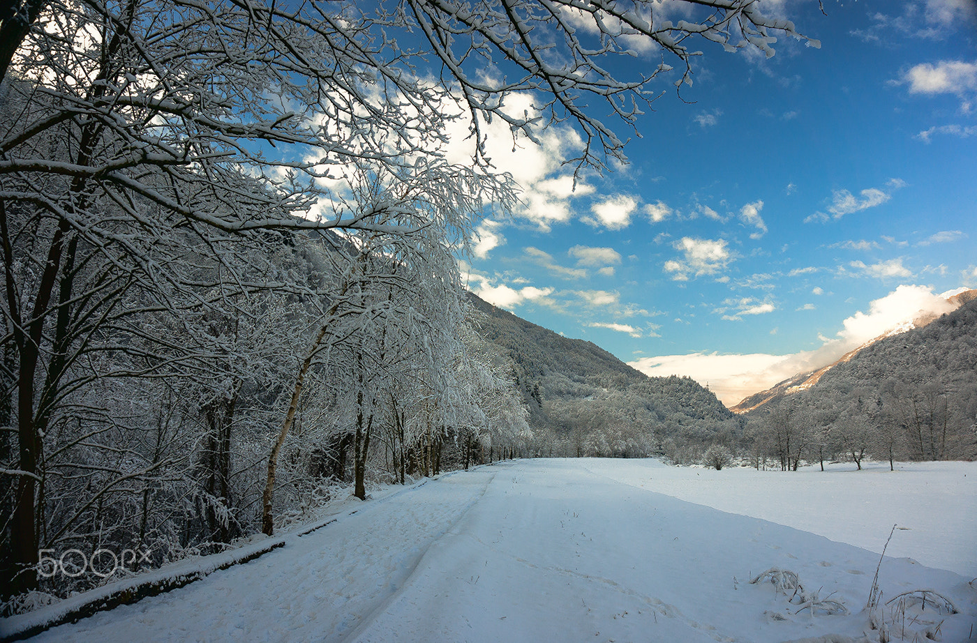 Sony Alpha NEX-6 sample photo. Sky & snow photography