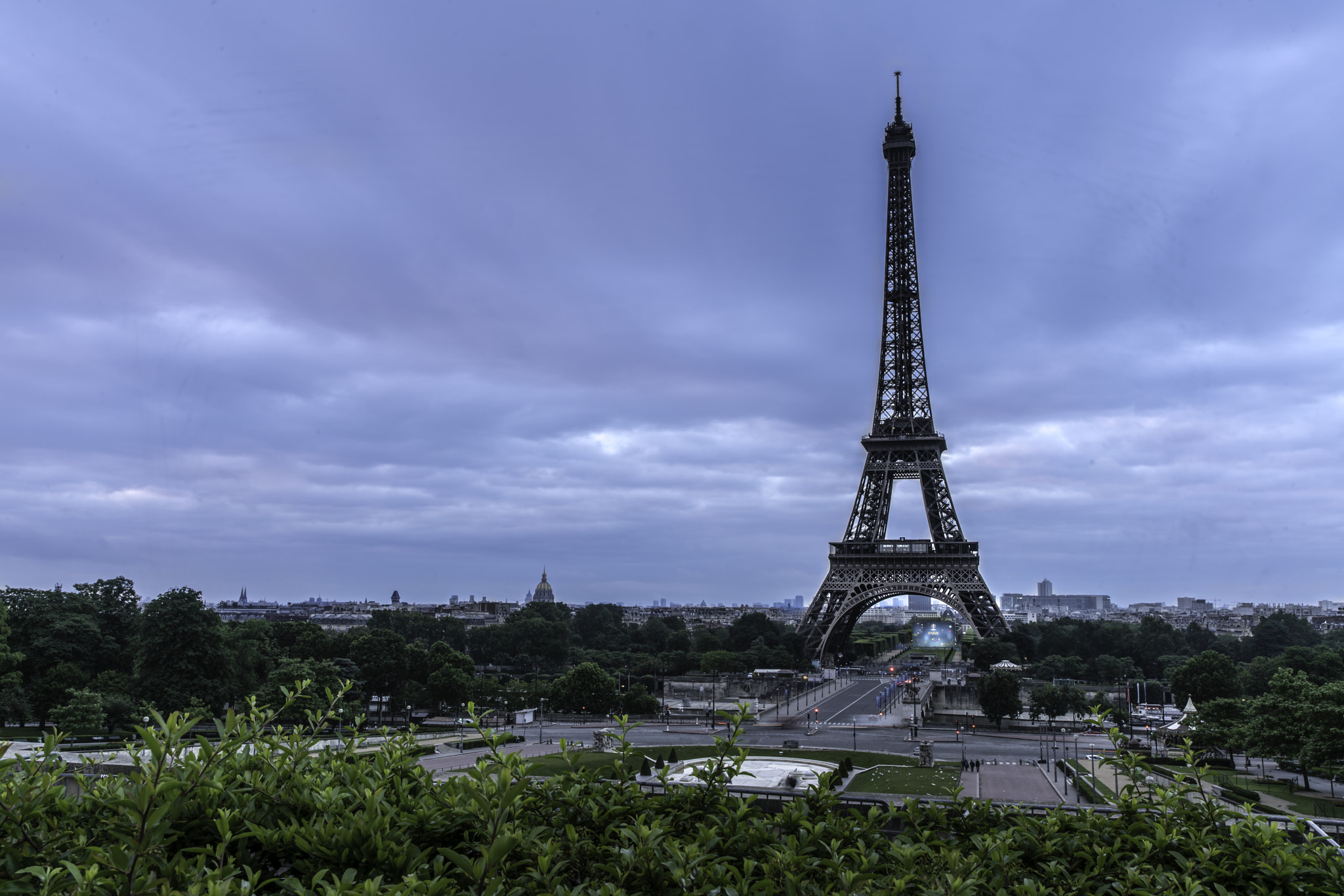 Canon EF 24-70mm F2.8L II USM sample photo. A new day - eiffel tower paris france photography