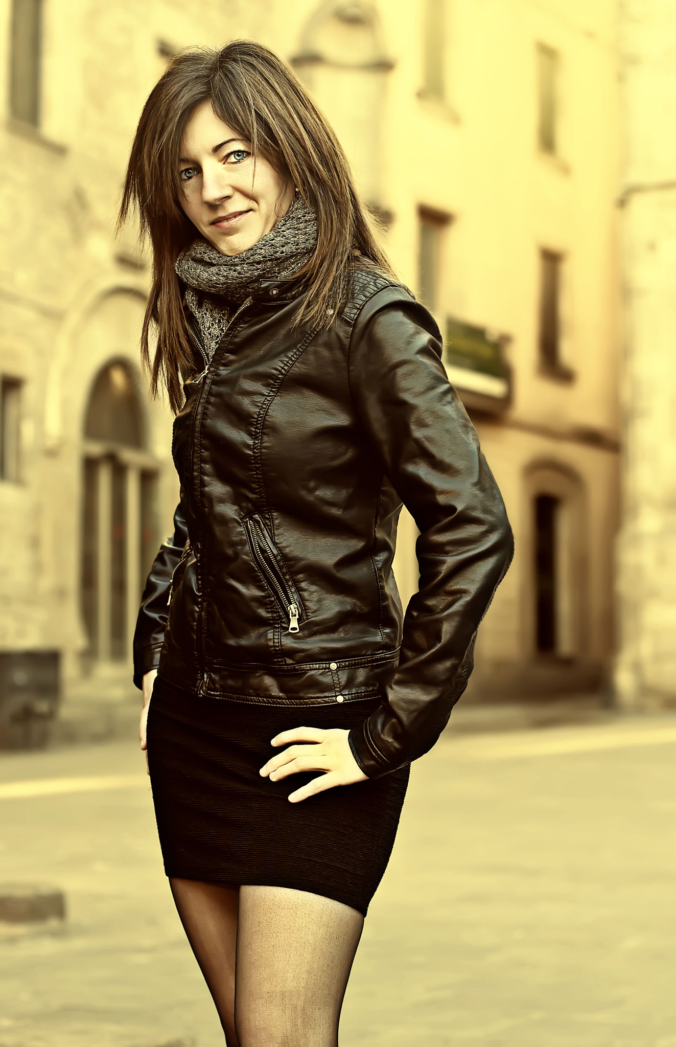 Canon EOS 400D (EOS Digital Rebel XTi / EOS Kiss Digital X) sample photo. The woman with blue eyes... photography