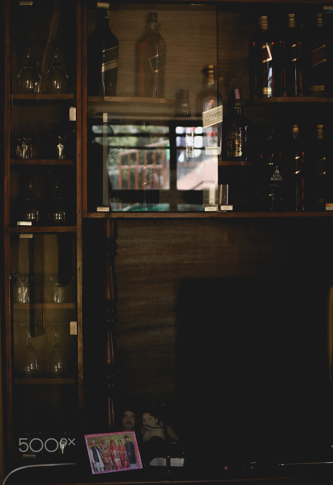 Canon EOS 750D (EOS Rebel T6i / EOS Kiss X8i) sample photo. Lets sit for a drink photography