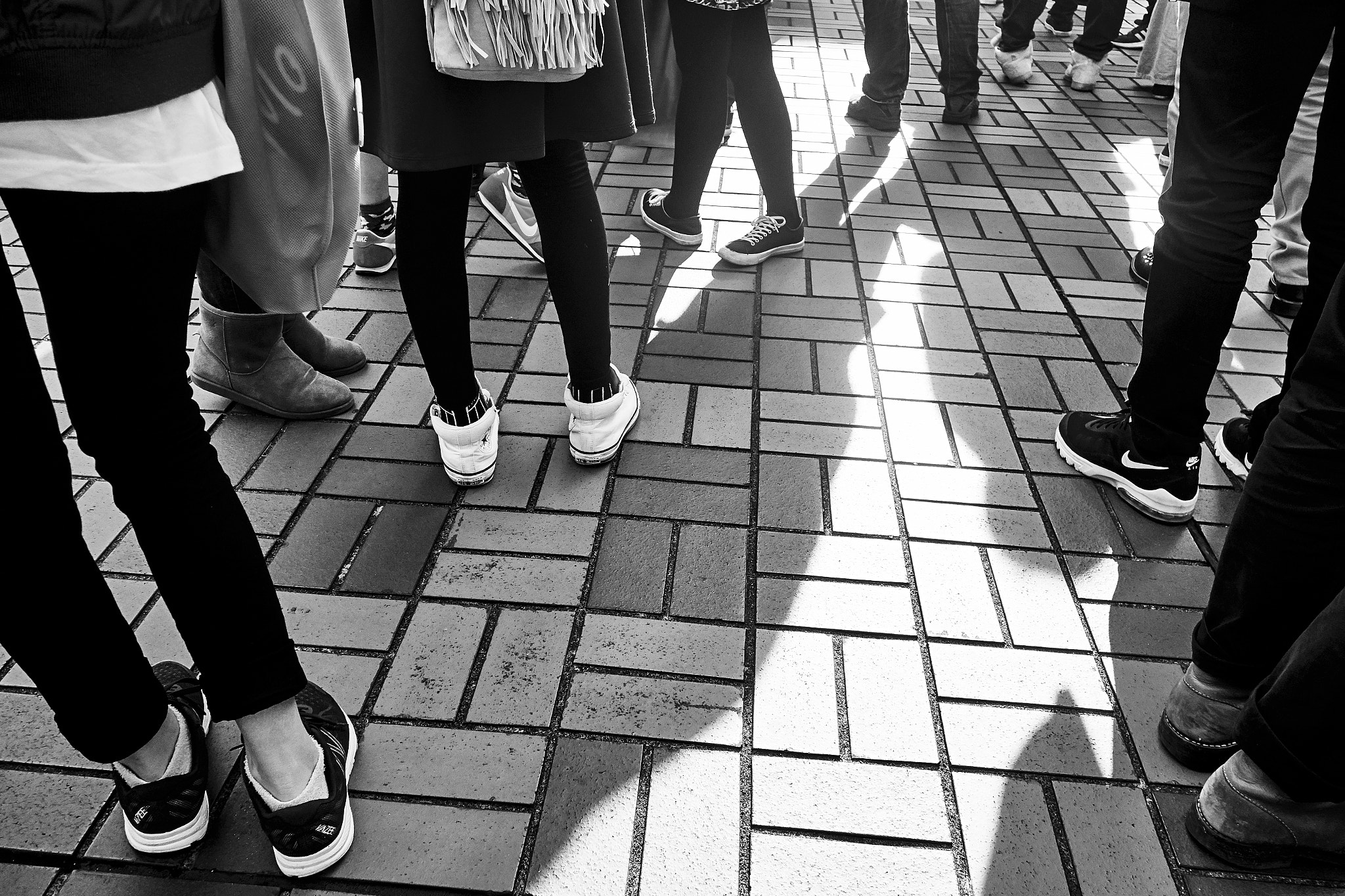 Sony Cyber-shot DSC-RX100 II + Sony Cyber-shot DSC-RX100 II sample photo. People in line photography