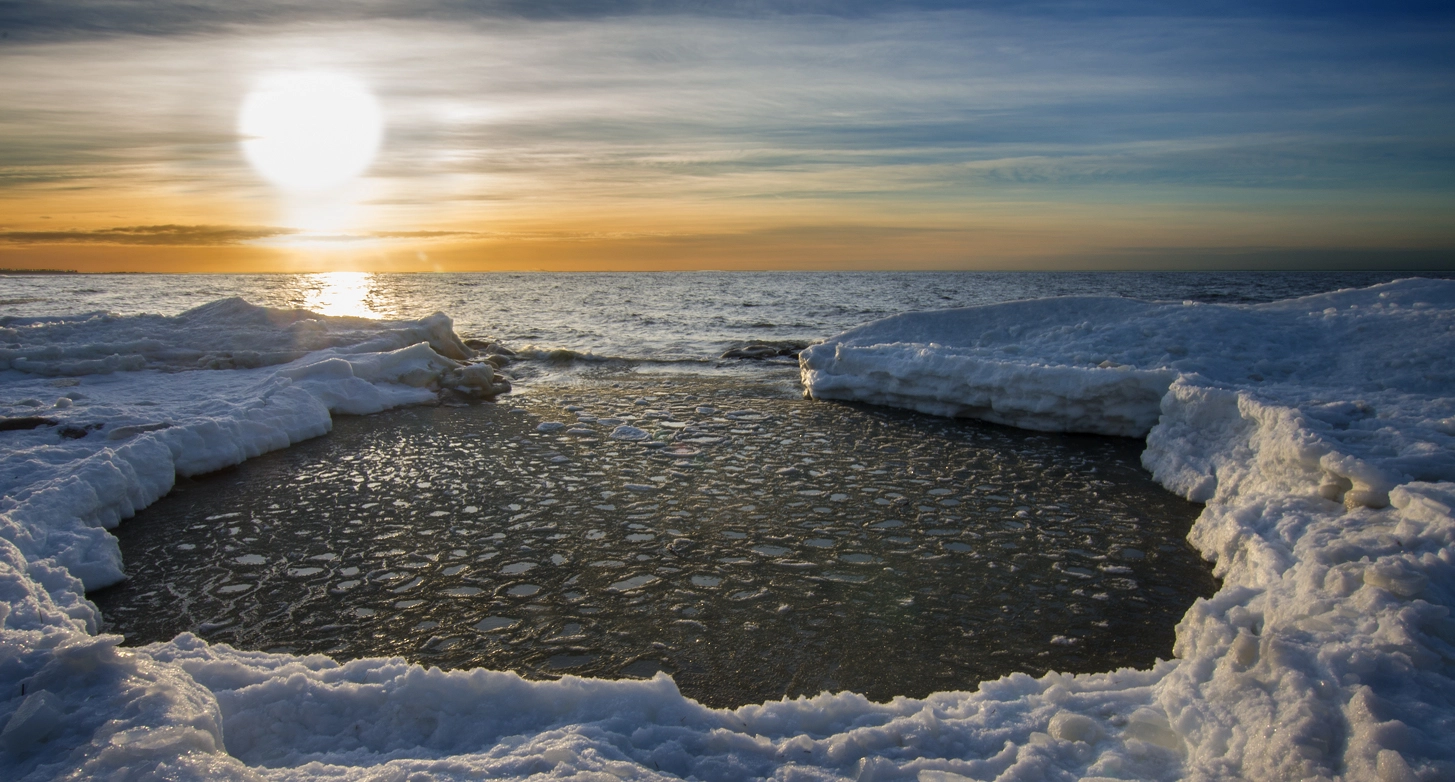 Pentax K-5 sample photo. Arctic pool photography