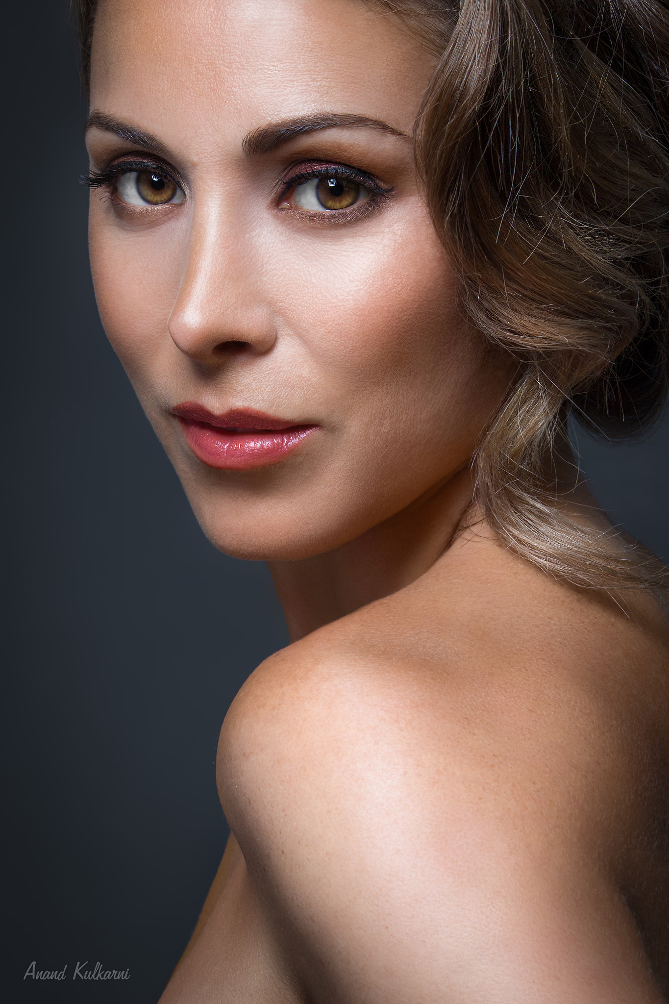Canon EF-S 55-250mm F4-5.6 IS STM sample photo. Captivating gaze photography