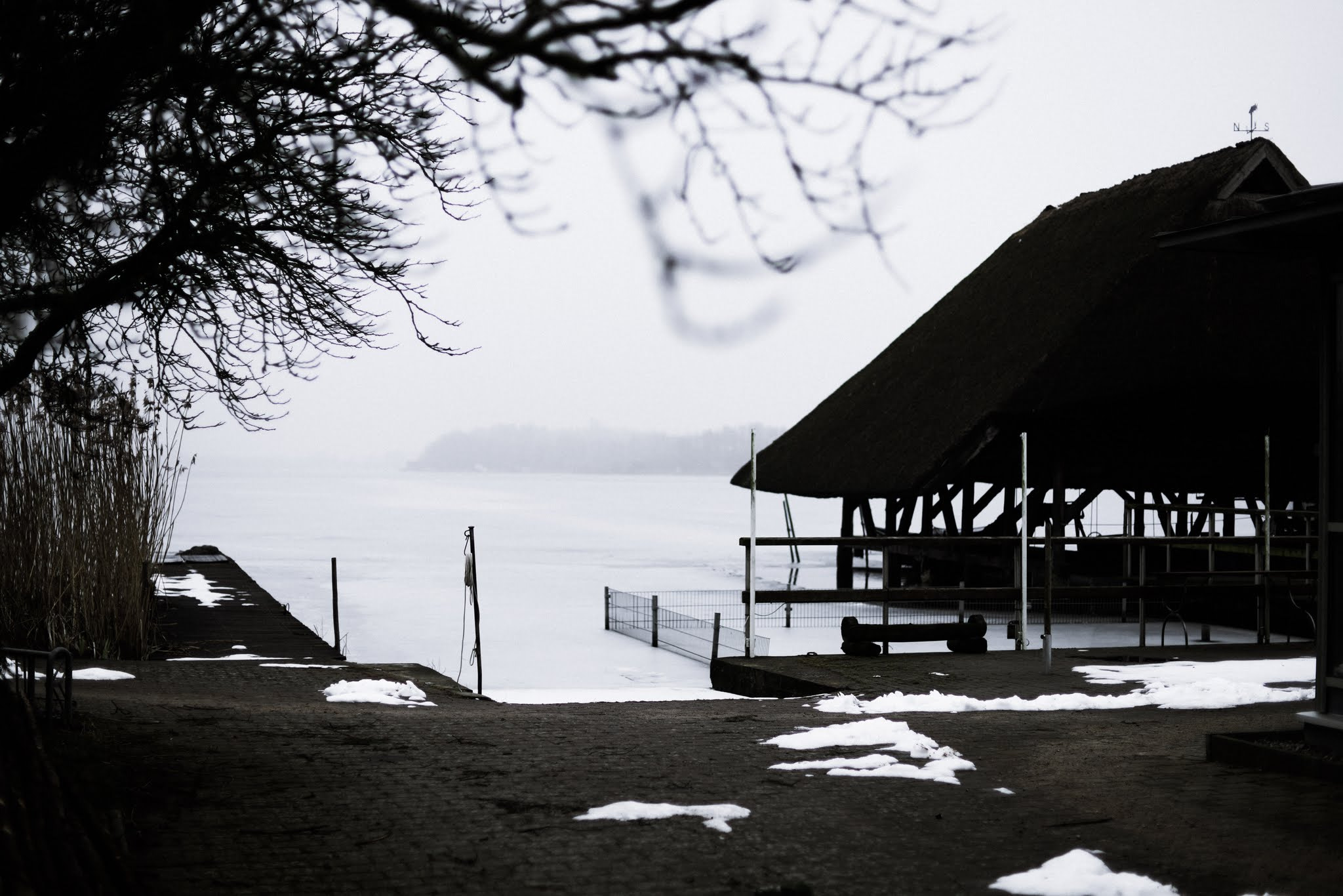 Sony a99 II + Minolta AF 50mm F1.4 [New] sample photo. Sleeping fishing villages photography