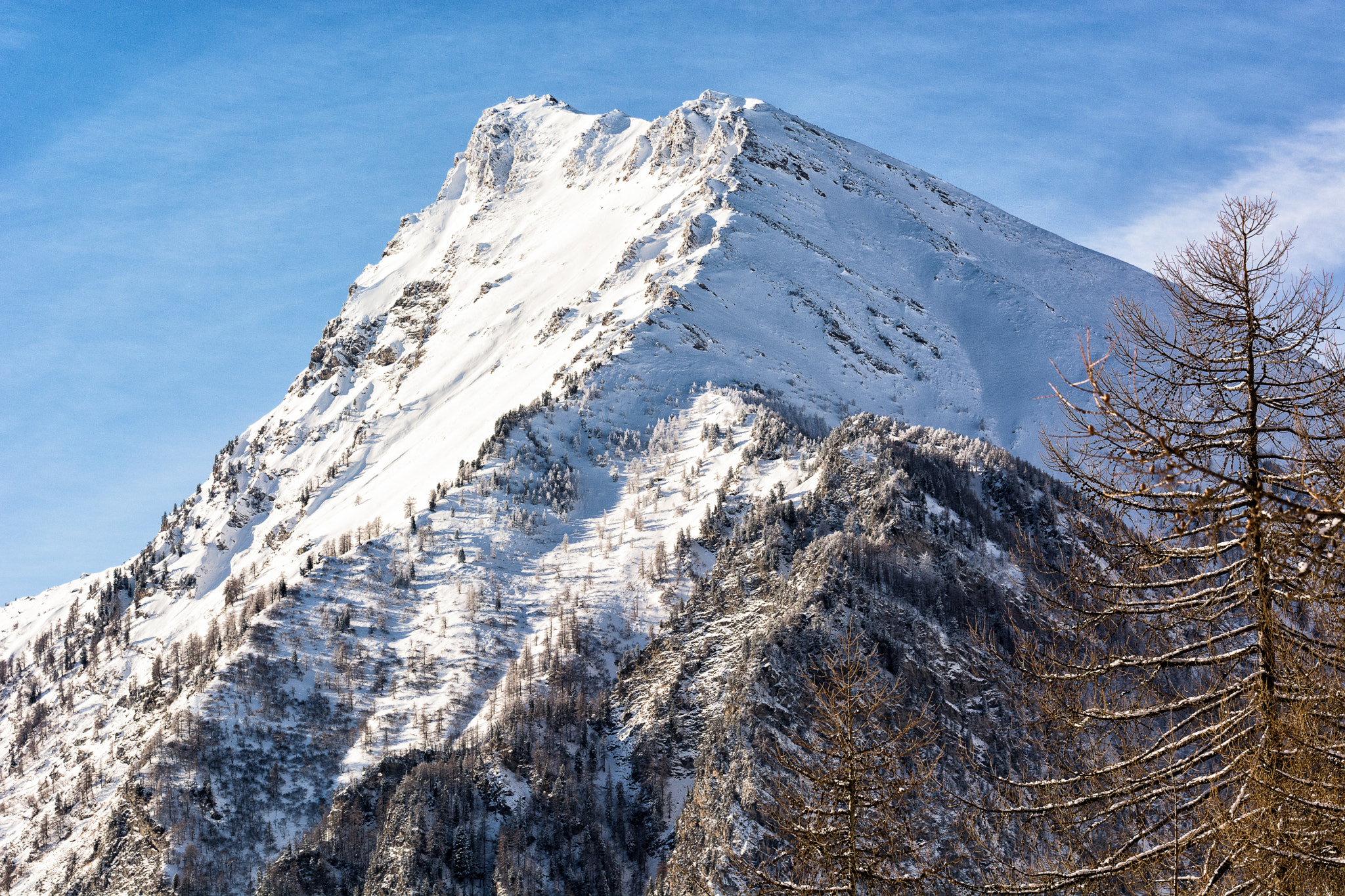 Nikon D7100 + Tamron SP 70-200mm F2.8 Di VC USD sample photo. Winter on the alps photography