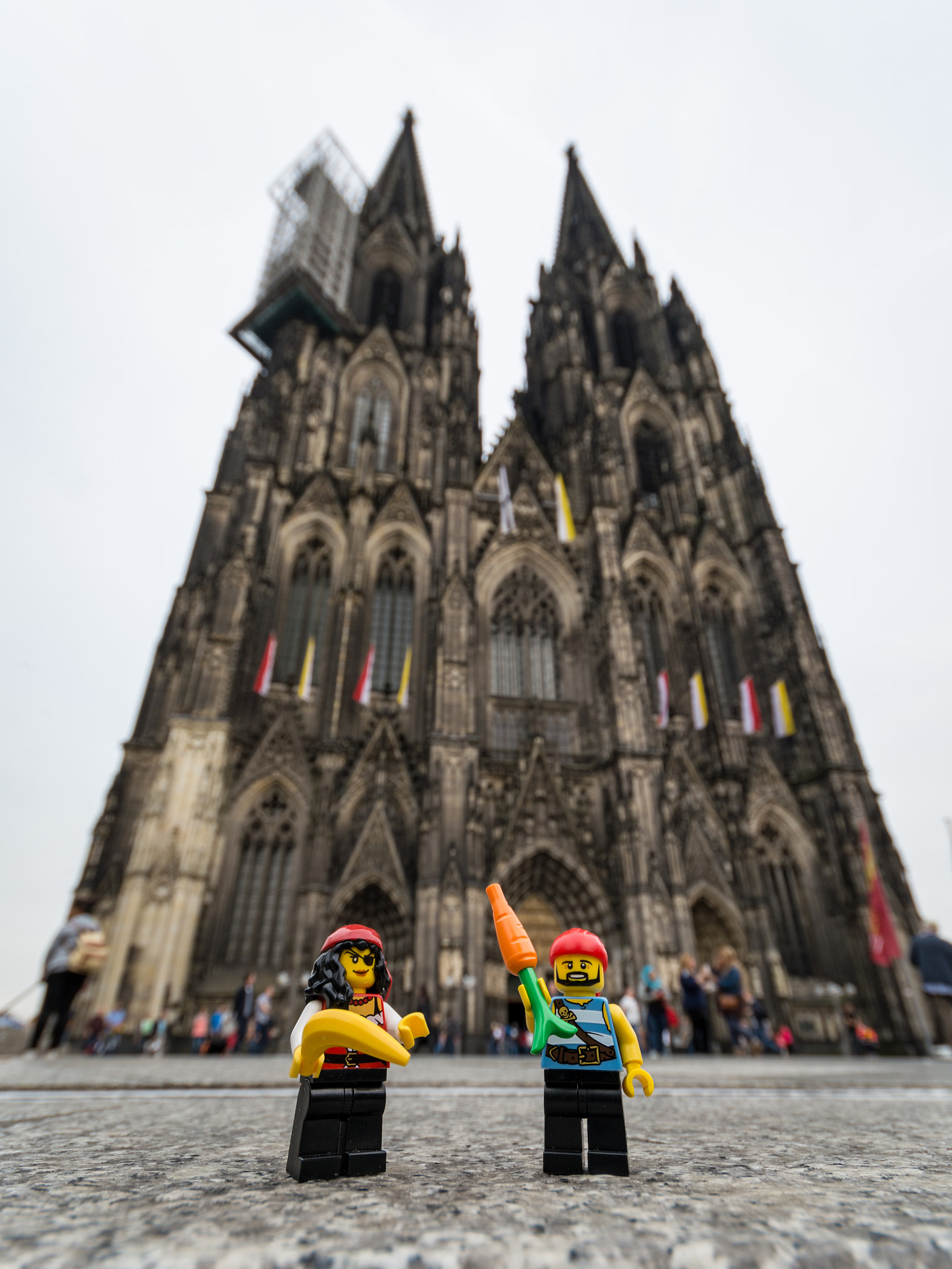 Sigma 10-20mm F4-5.6 EX DC HSM sample photo. Plundering in köln - part 2 photography
