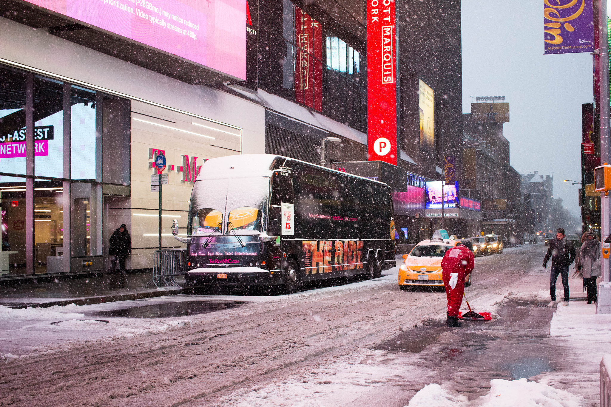 Canon EF-S 24mm F2.8 STM sample photo. Snowy morning photography