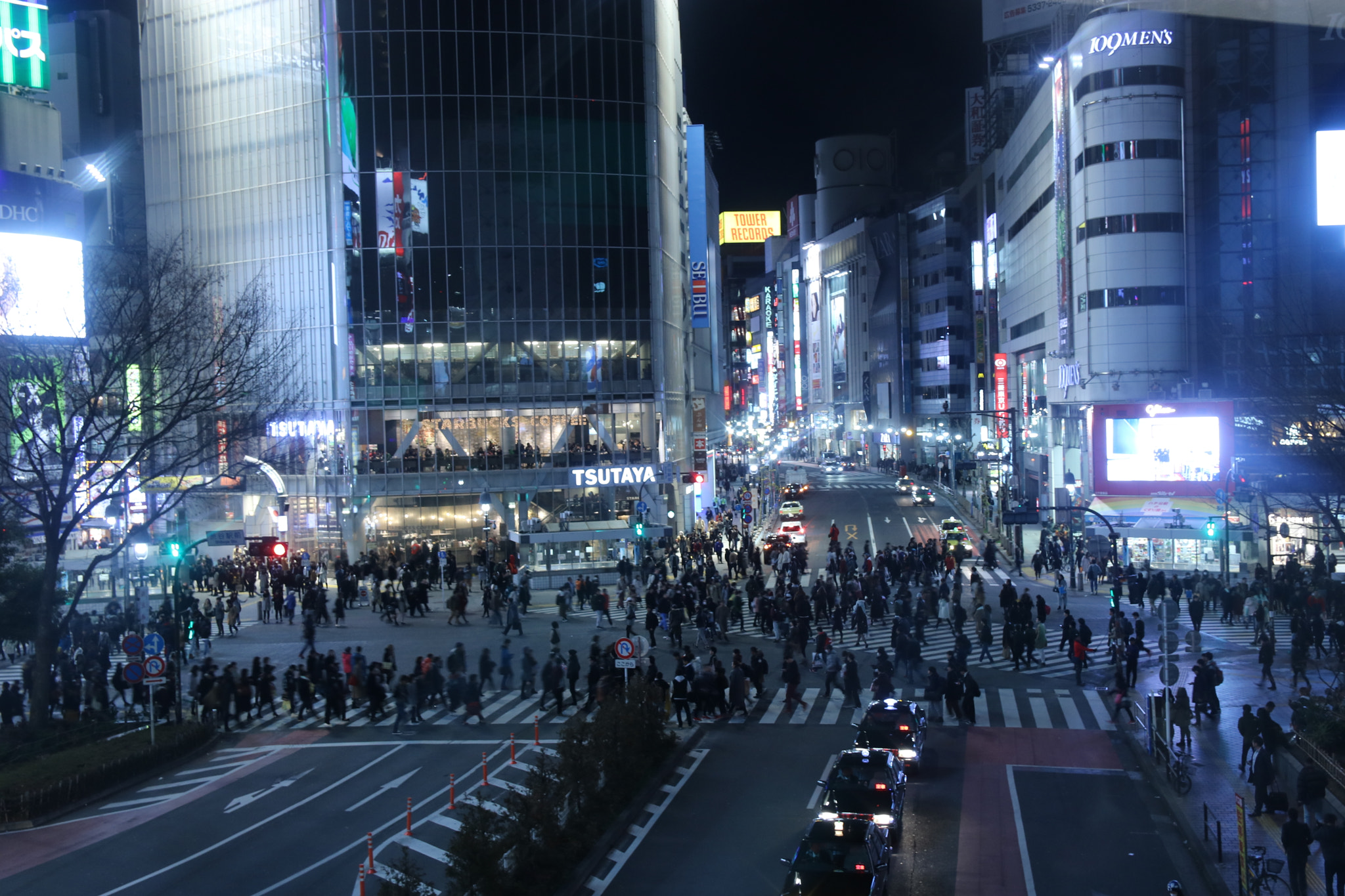 Canon EOS 760D (EOS Rebel T6s / EOS 8000D) + Canon EF-S 17-55mm F2.8 IS USM sample photo. Tokyo photography